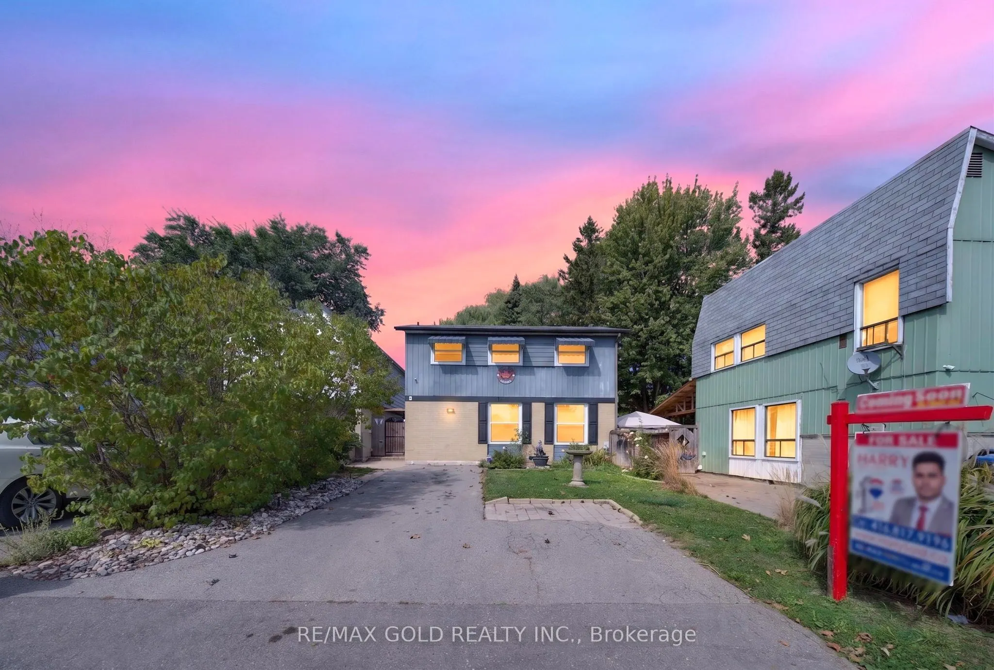 6 Jennifer Square
