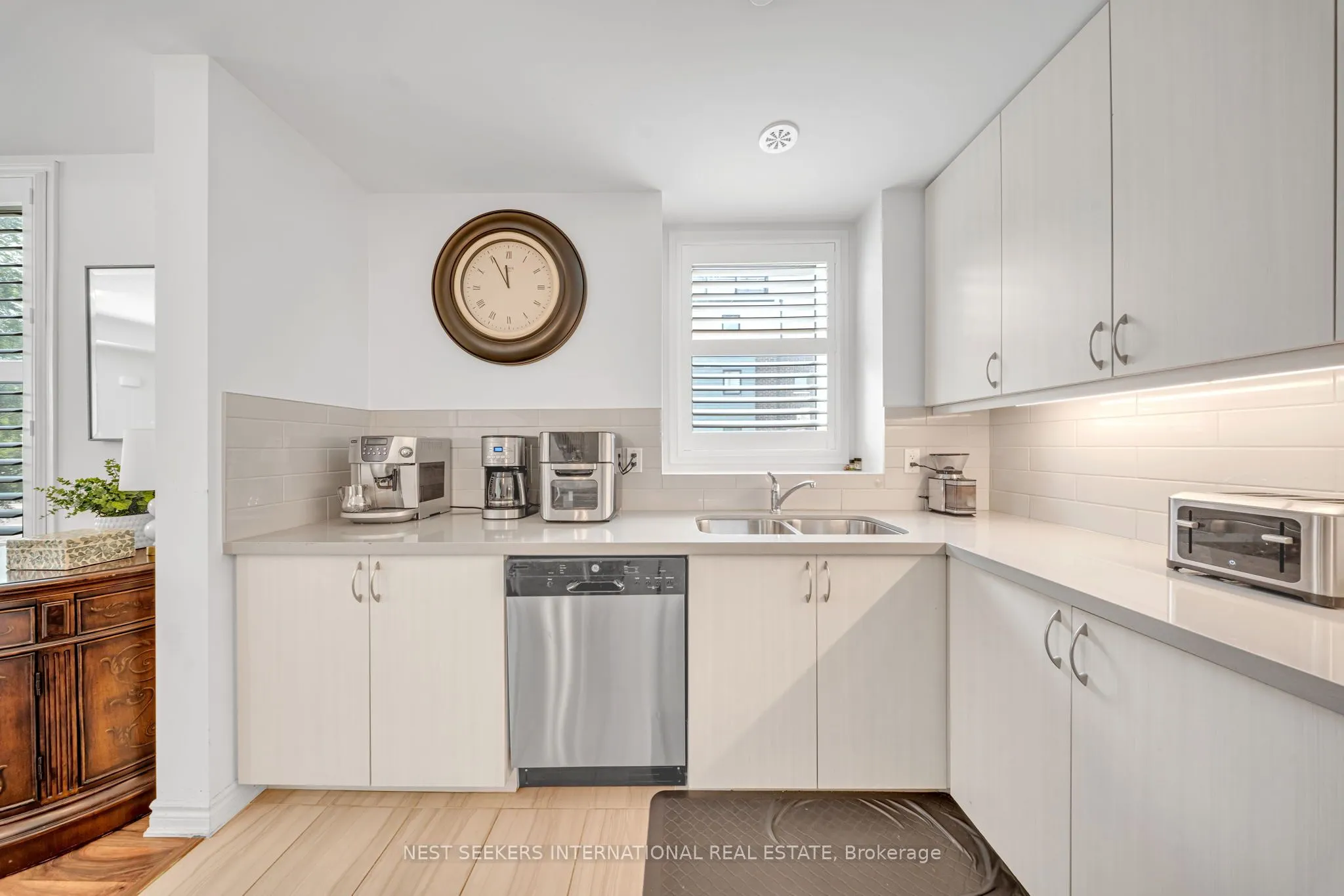 2212 Bromsgrove Road #10
