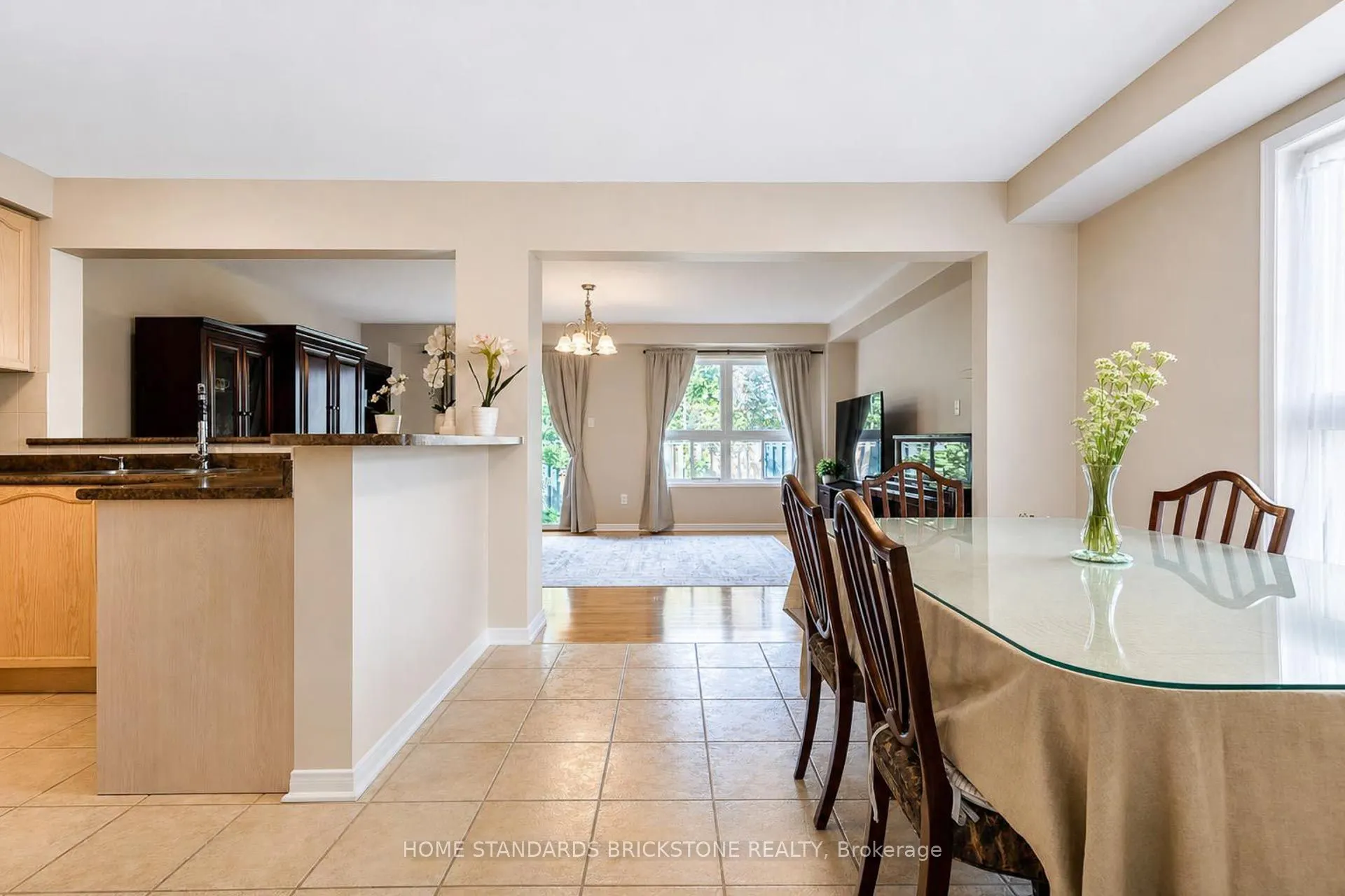 5230 Glen Erin Drive #33