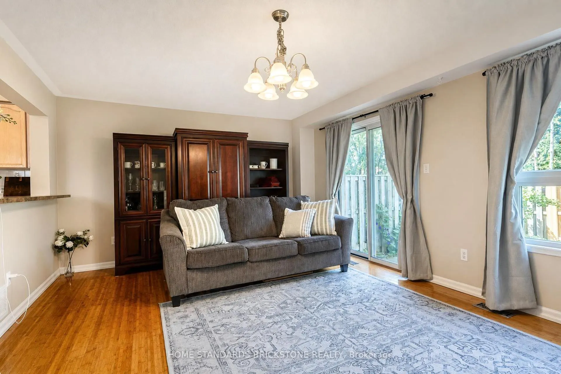 5230 Glen Erin Drive #33