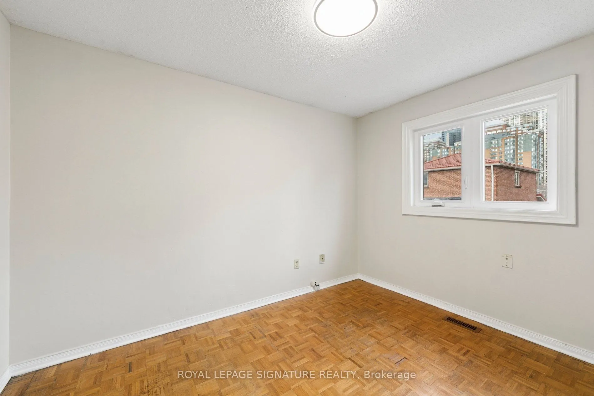 156 Macedonia Crescent