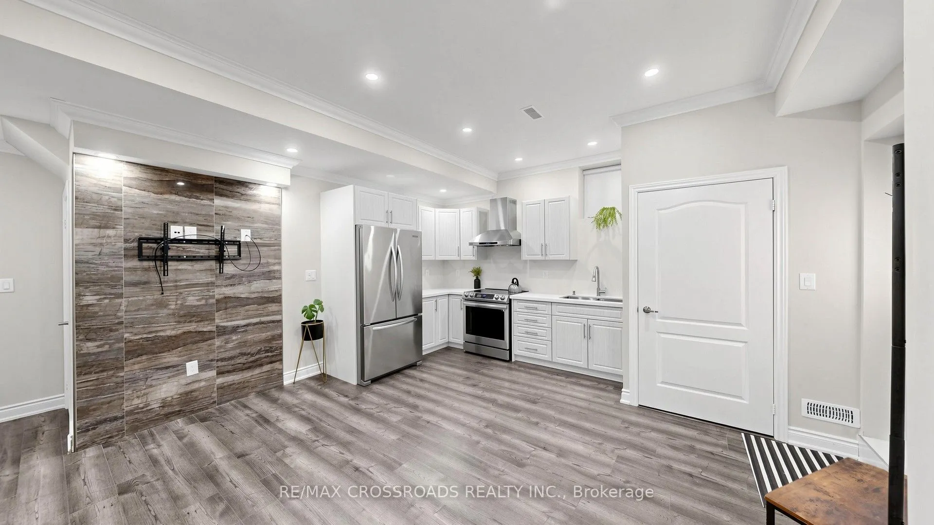 378 Malboeuf Court