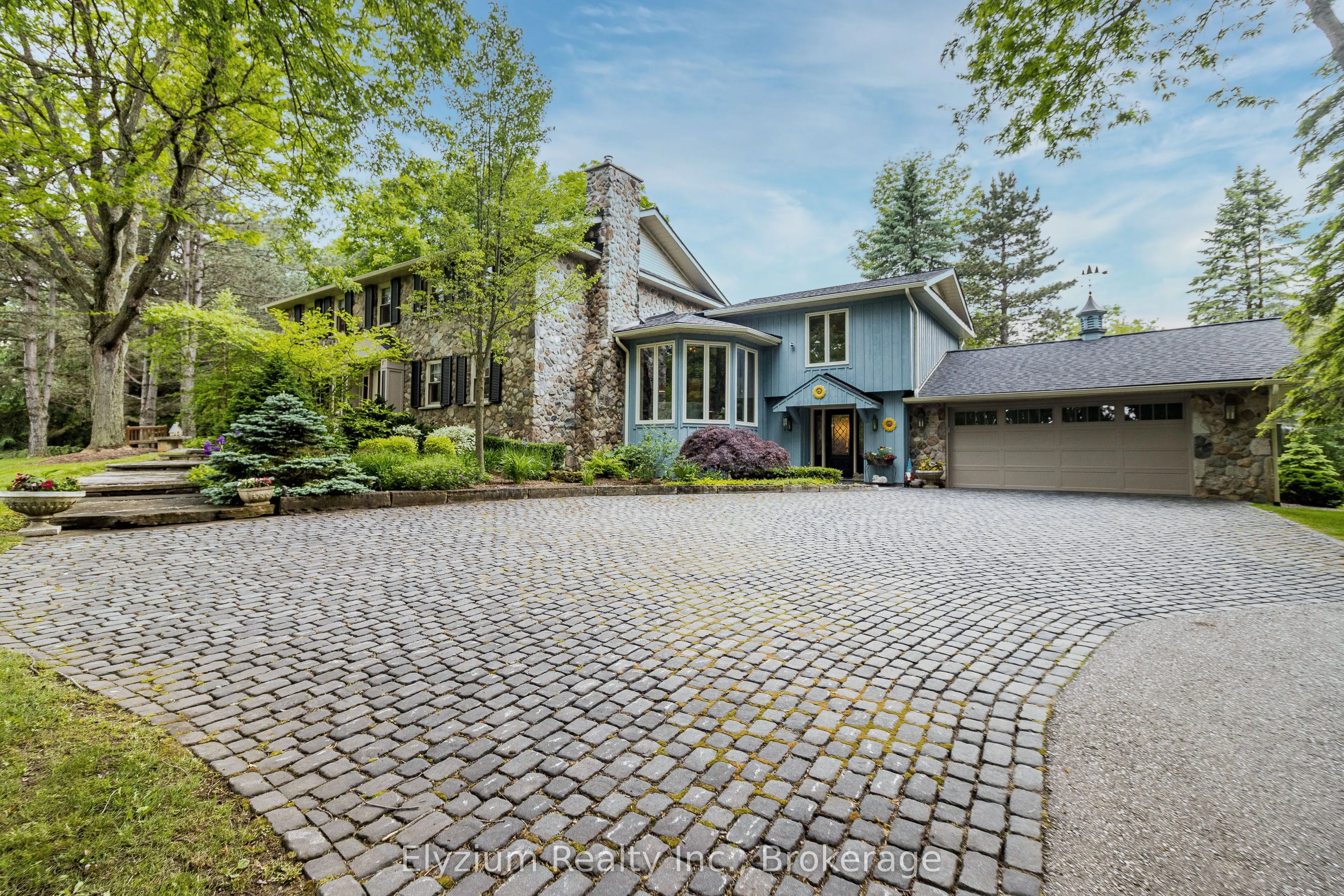 27 Cedar Drive