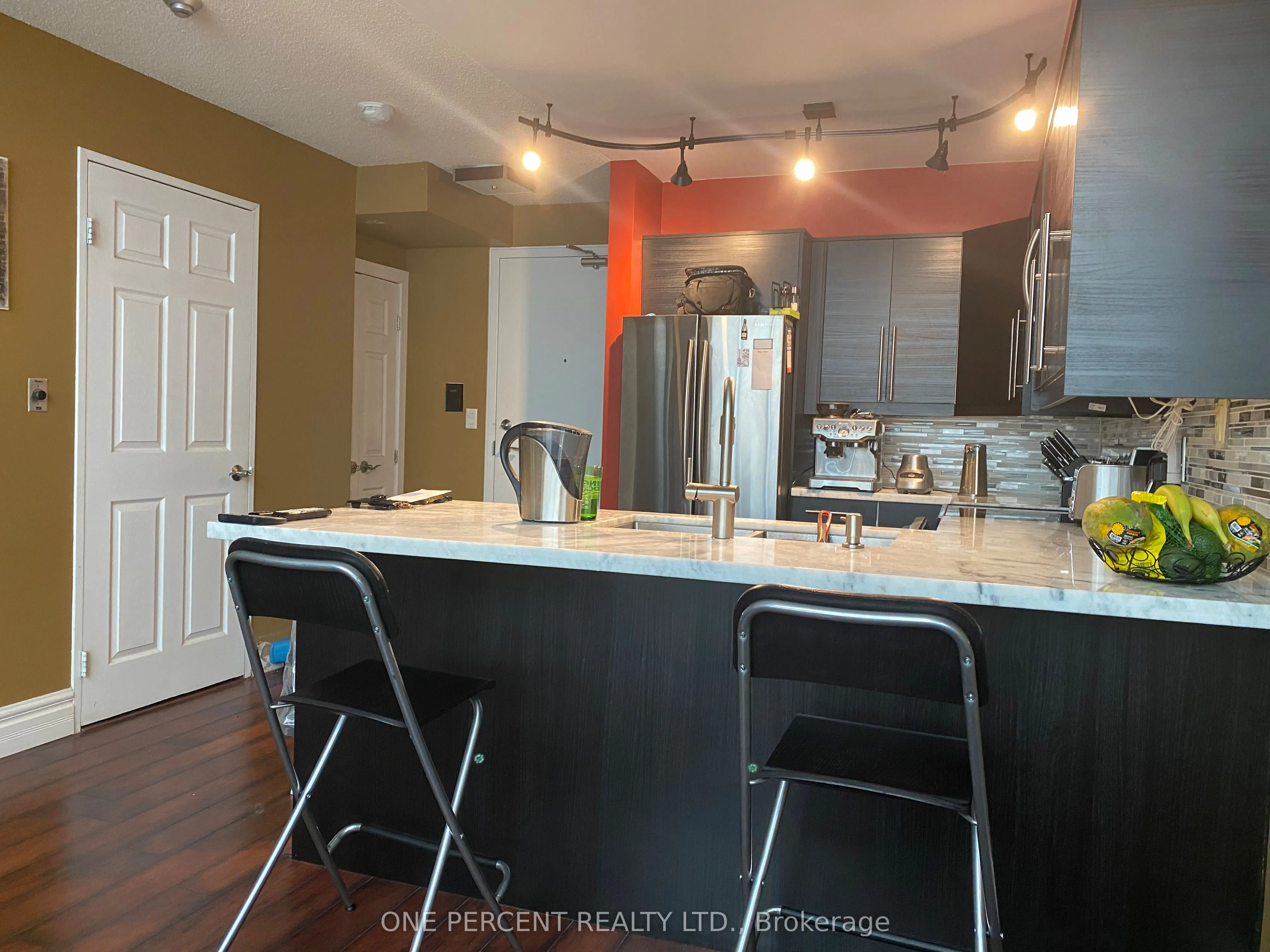 250 Manitoba Street #622