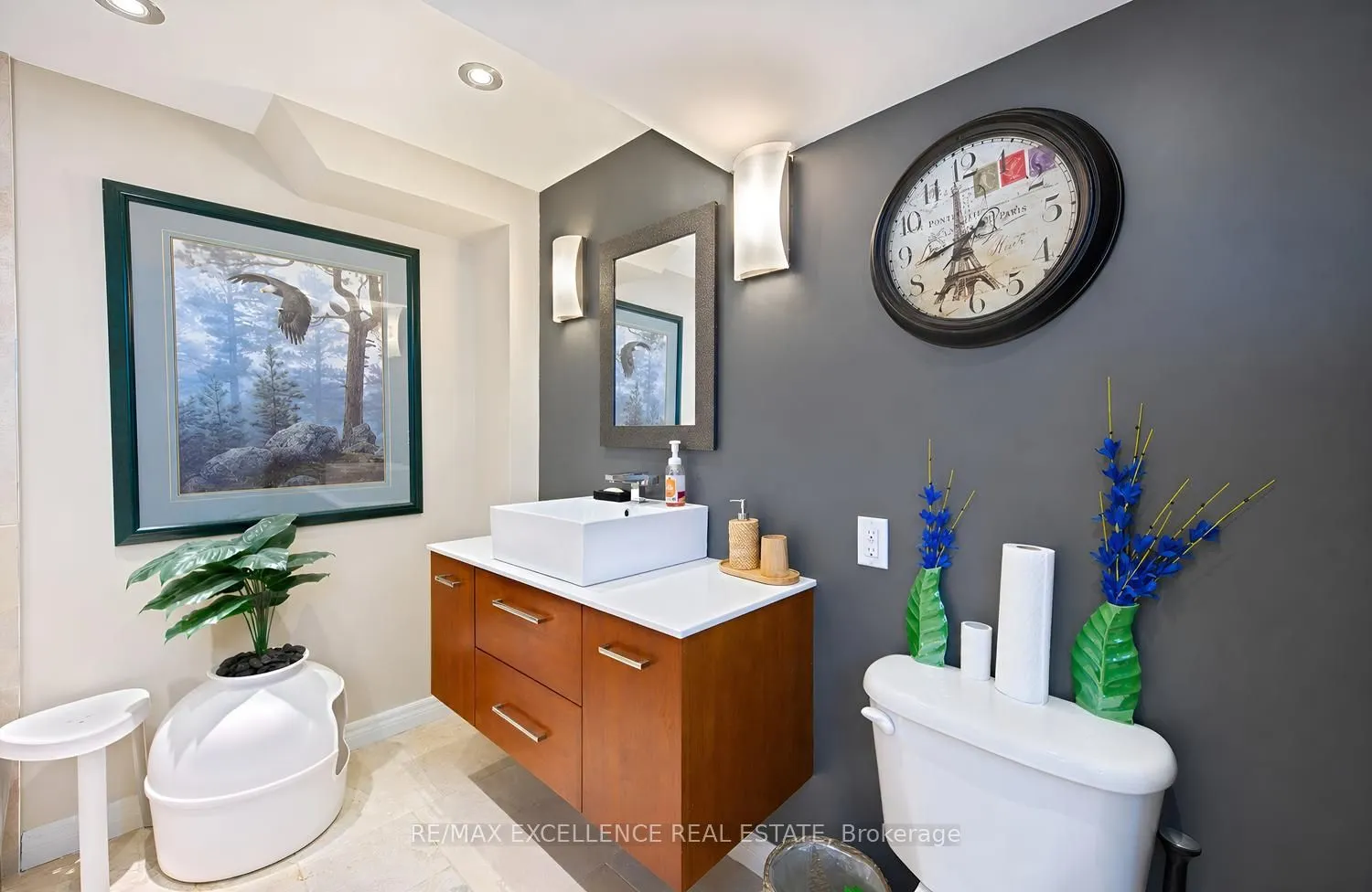 20 Manett Crescent