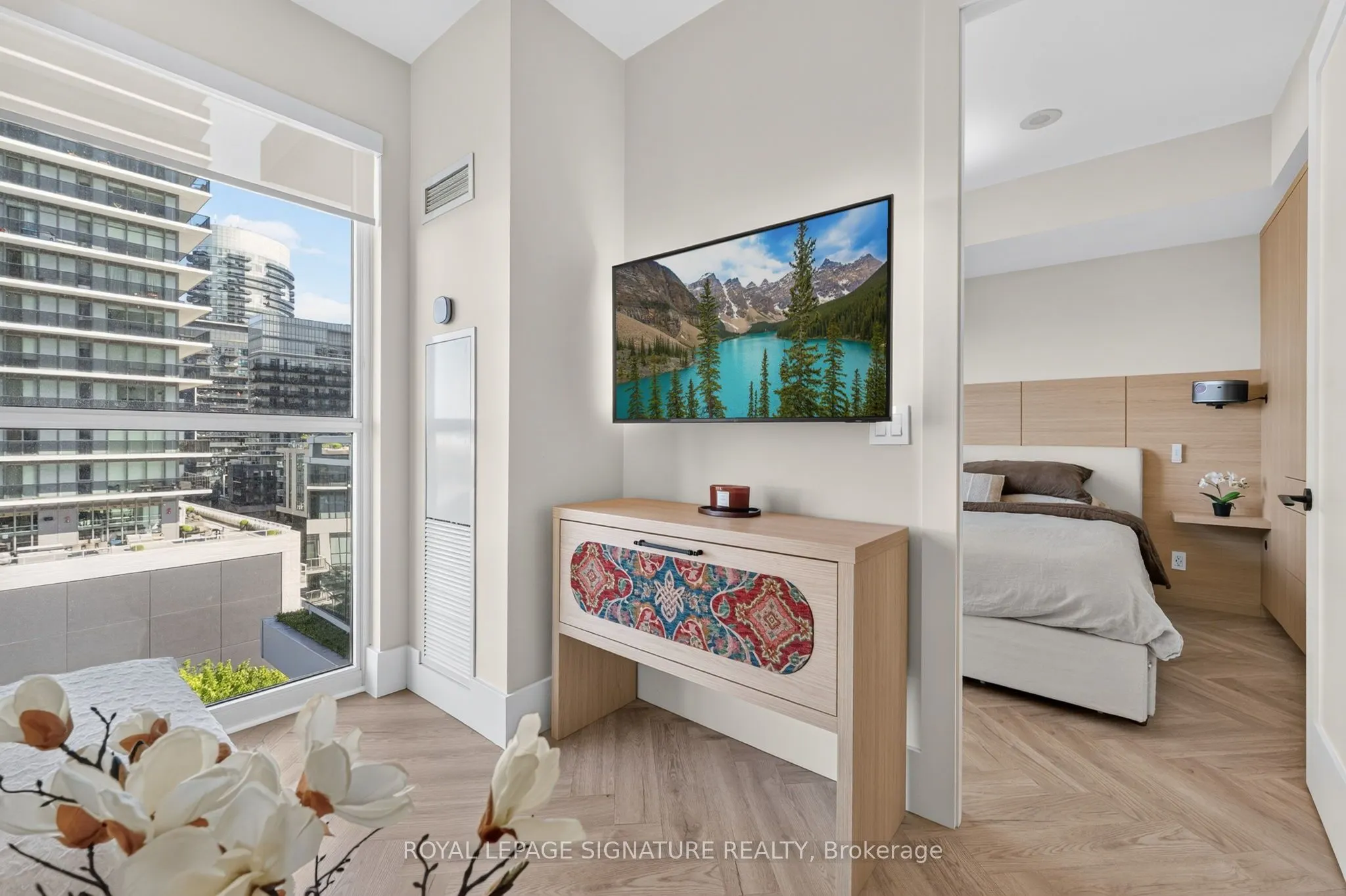 33 Shore Breeze Drive #706