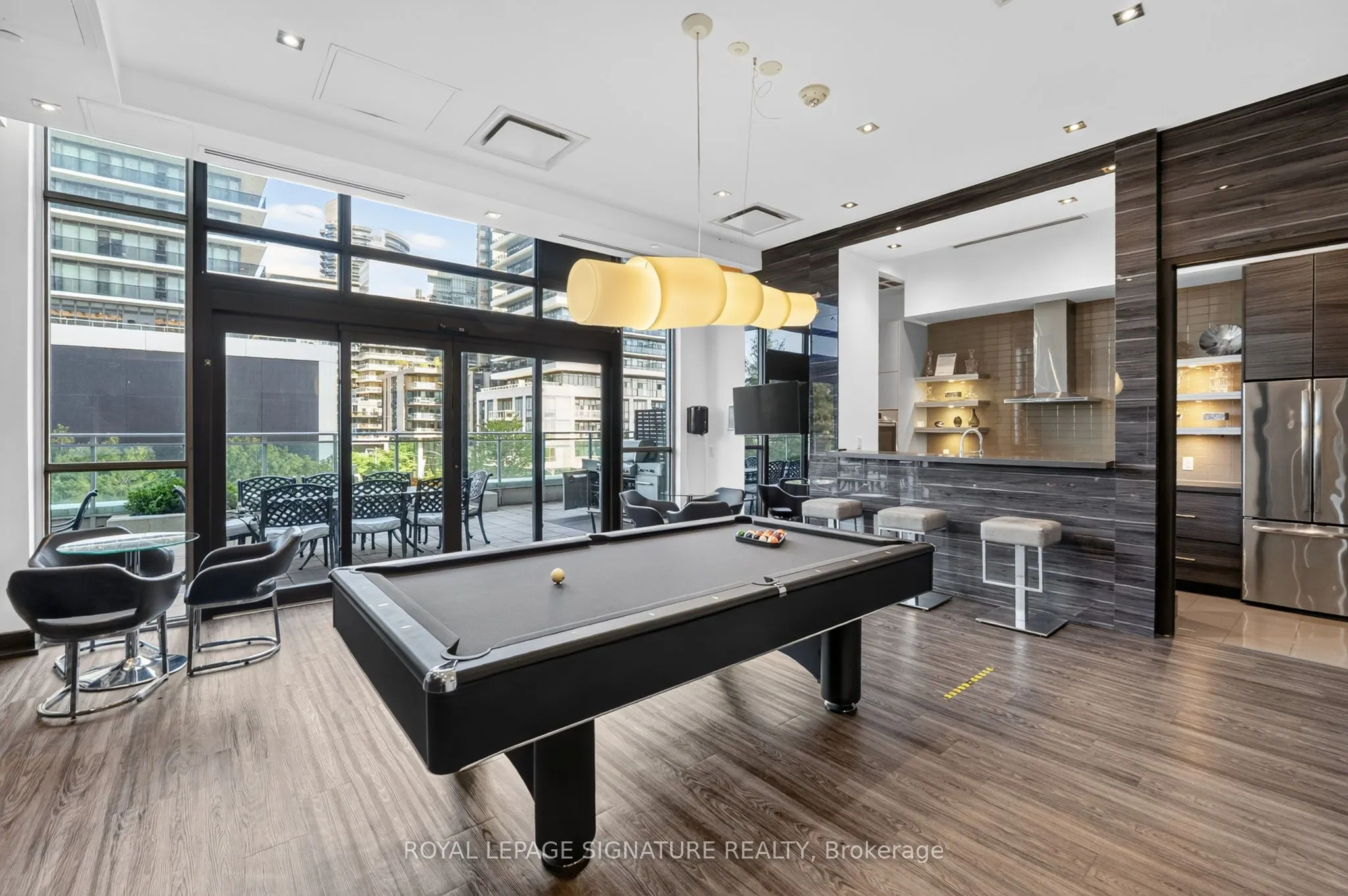 33 Shore Breeze Drive #706