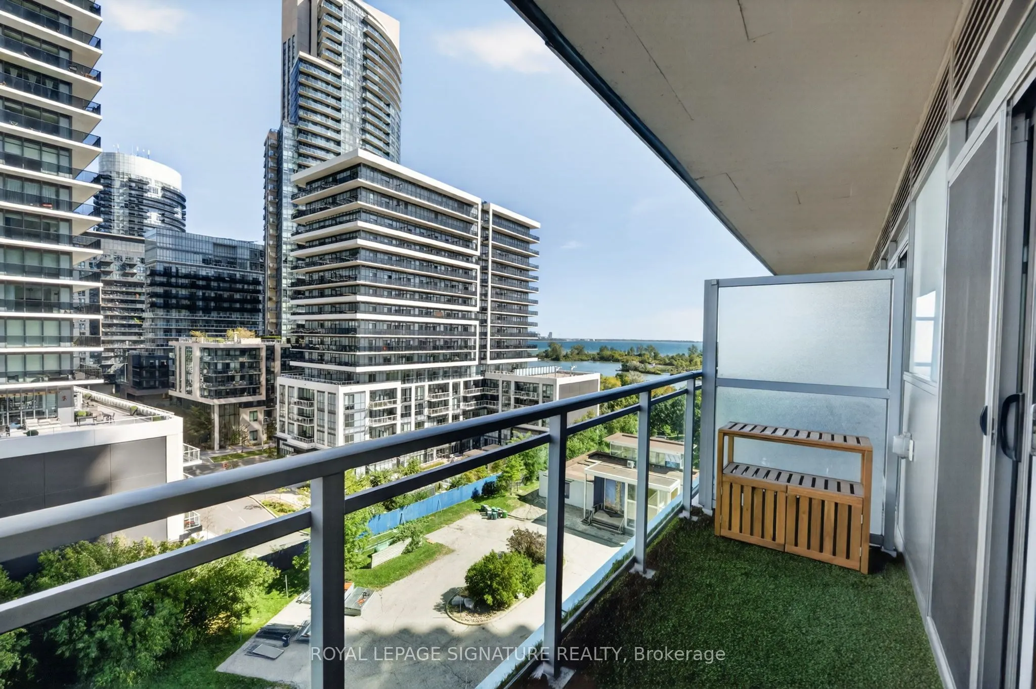33 Shore Breeze Drive #706