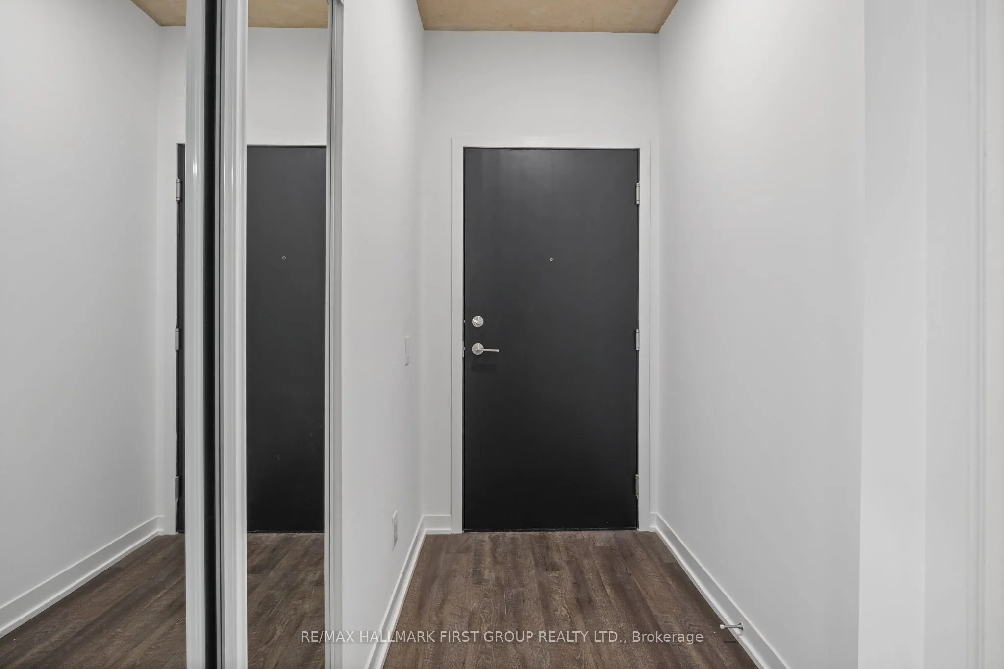1808 St Clair Avenue W #408