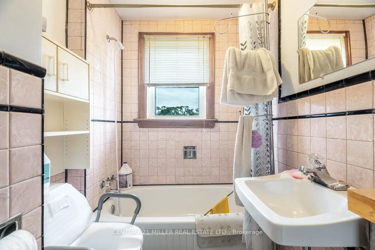 3029 Burnhamthorpe Road W
