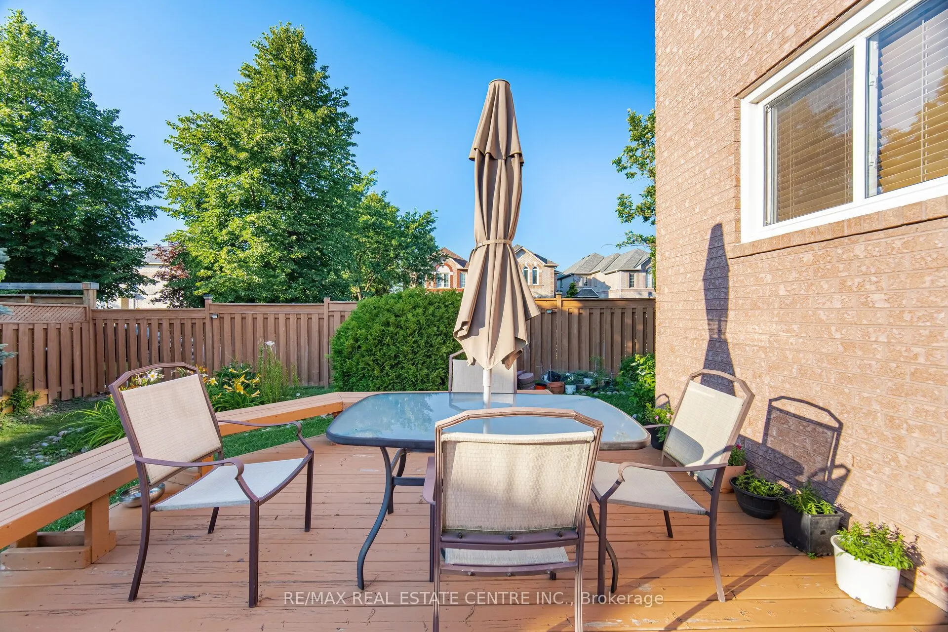 3725 Althorpe Circle