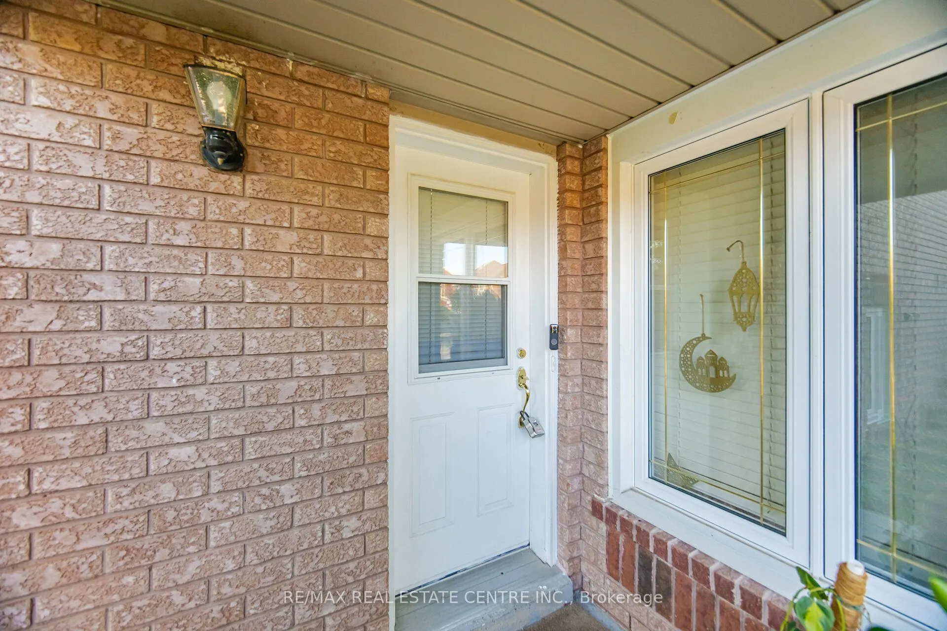 3725 Althorpe Circle