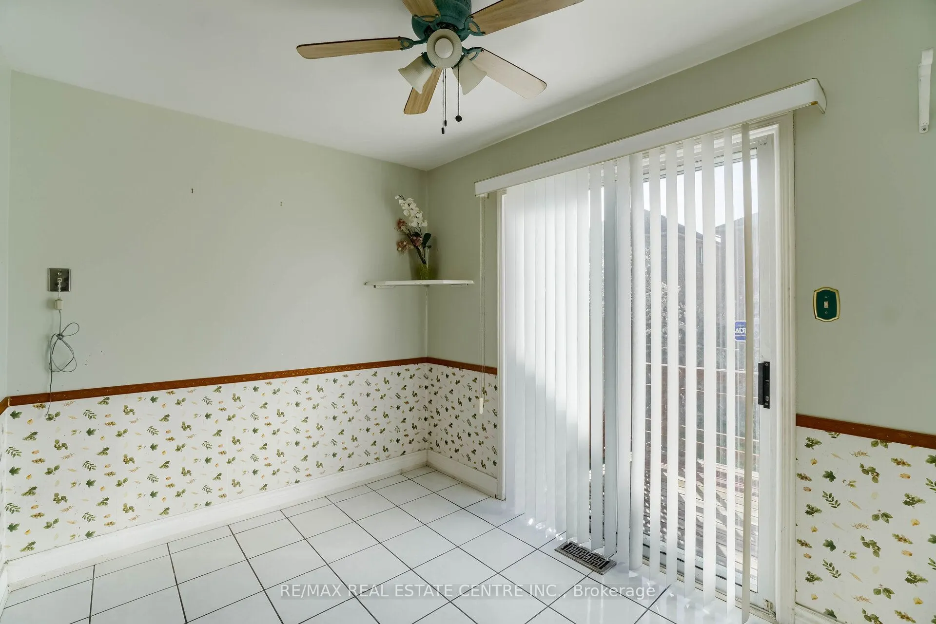 3725 Althorpe Circle