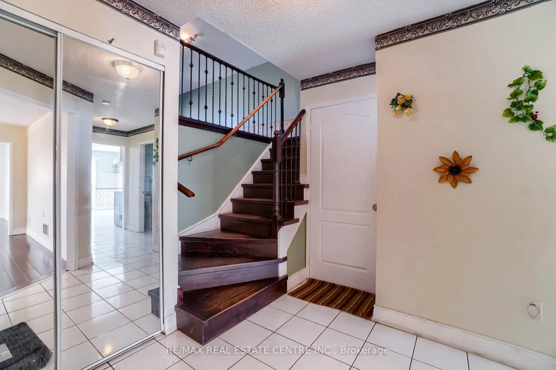 3725 Althorpe Circle