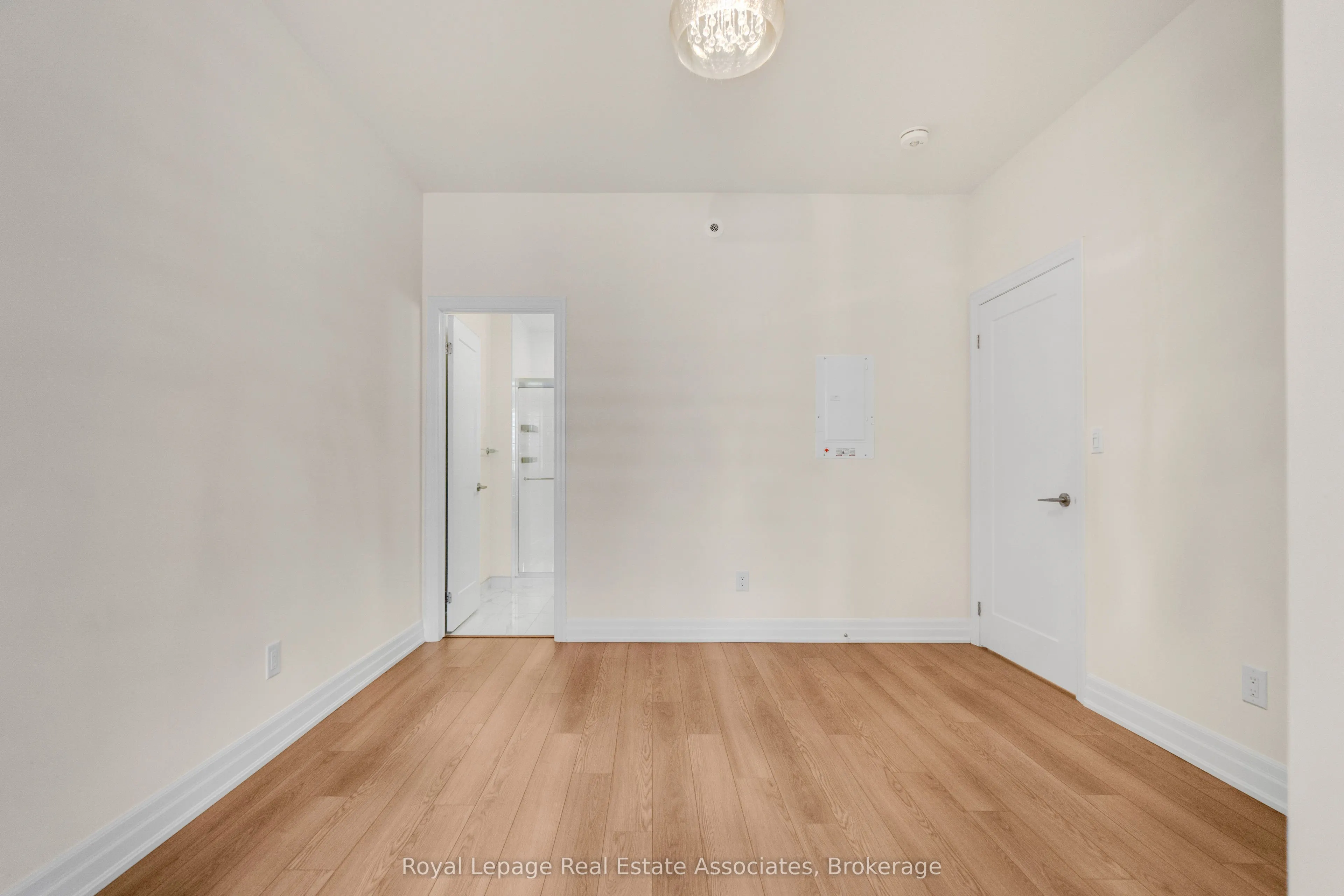 657 Cricklewood Drive #511