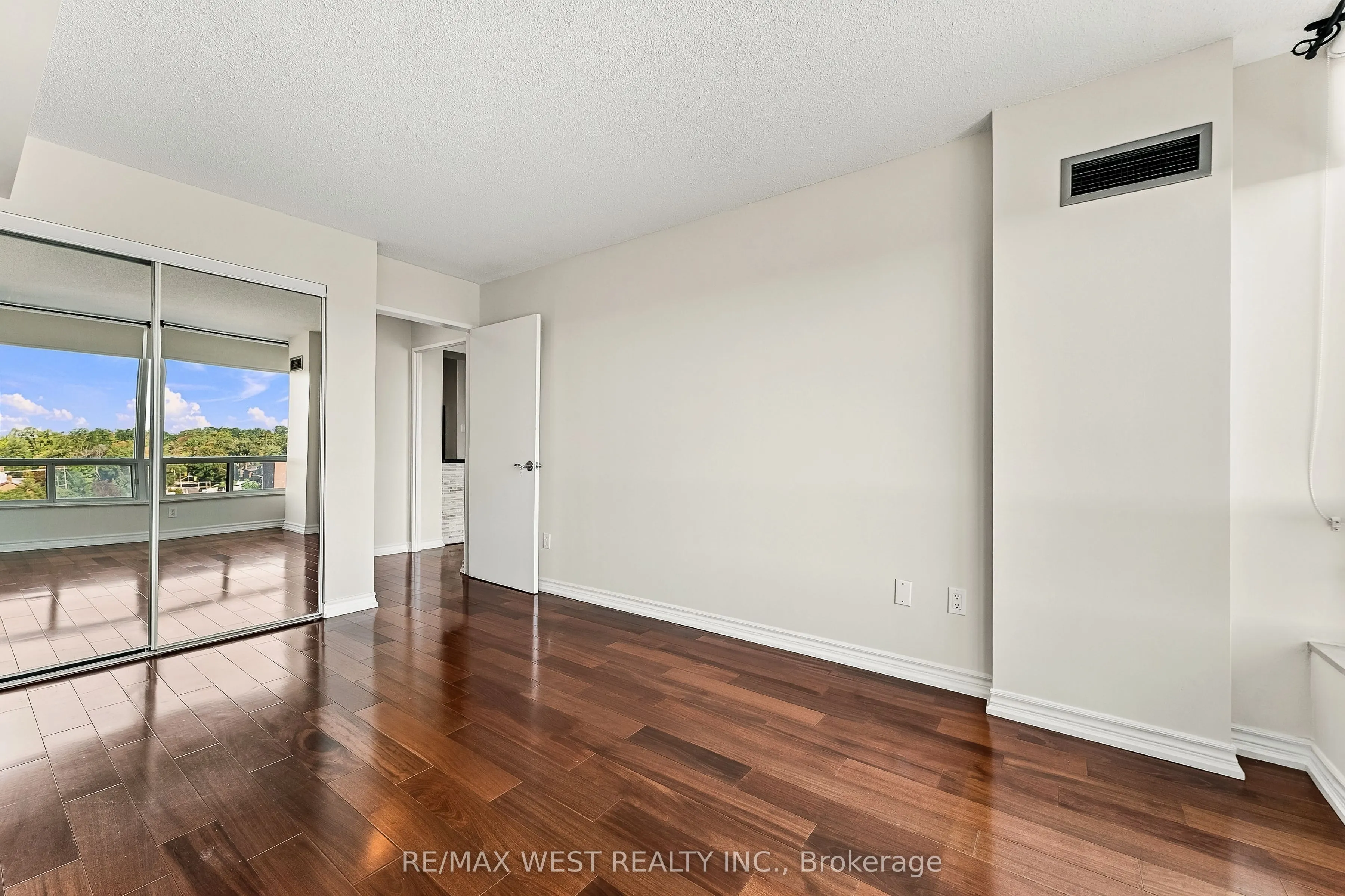 1320 Islington Avenue #1009