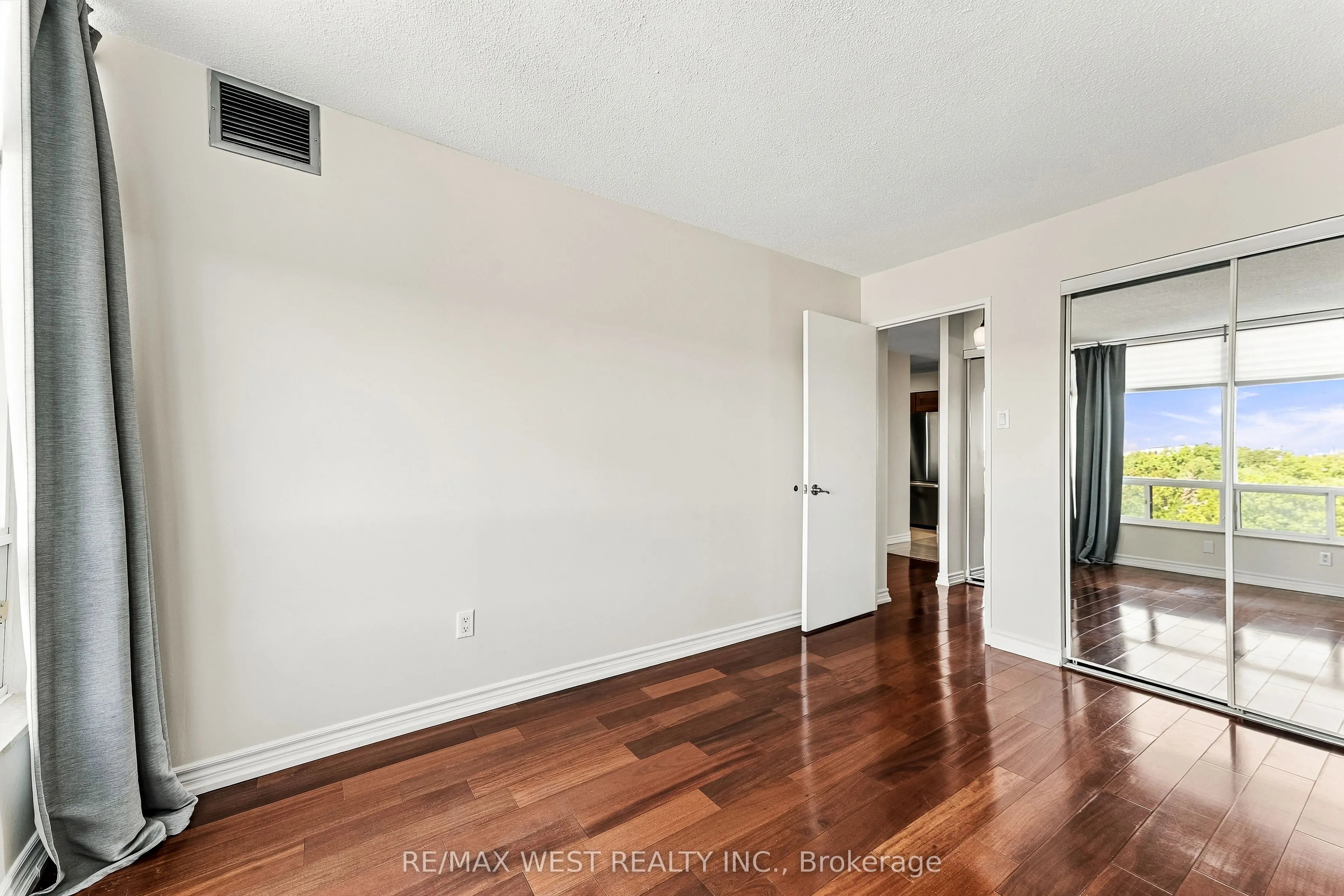 1320 Islington Avenue #1009