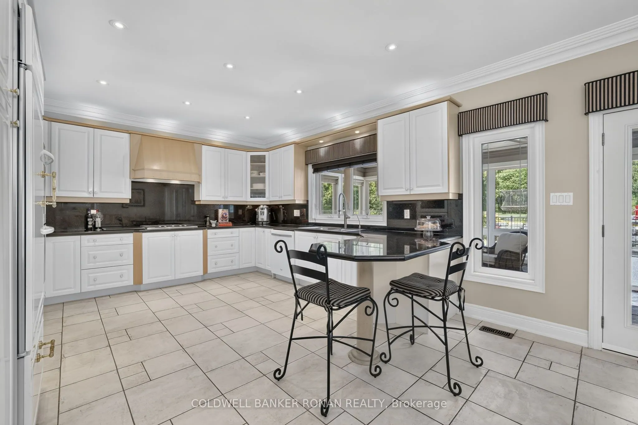 9 Moraine Place