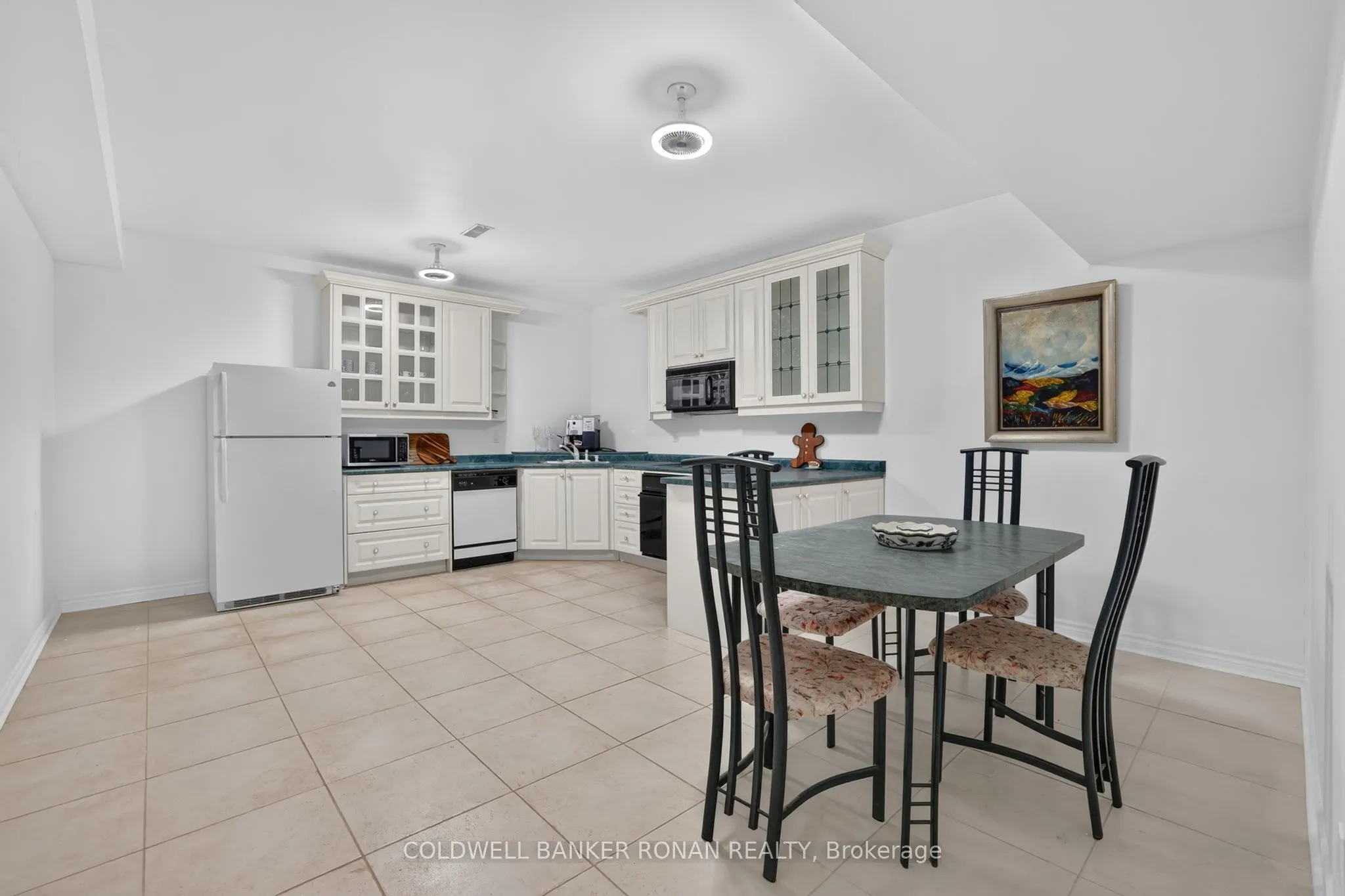 9 Moraine Place