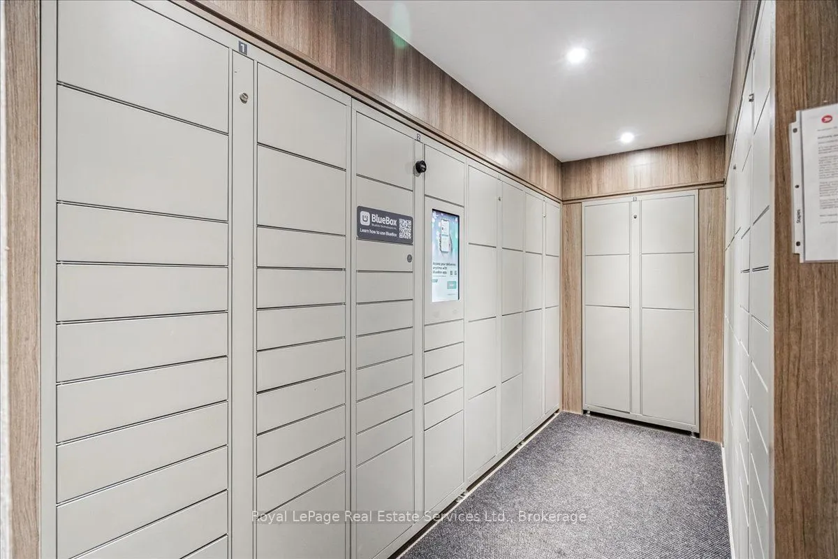 966 Inverhouse Drive #812