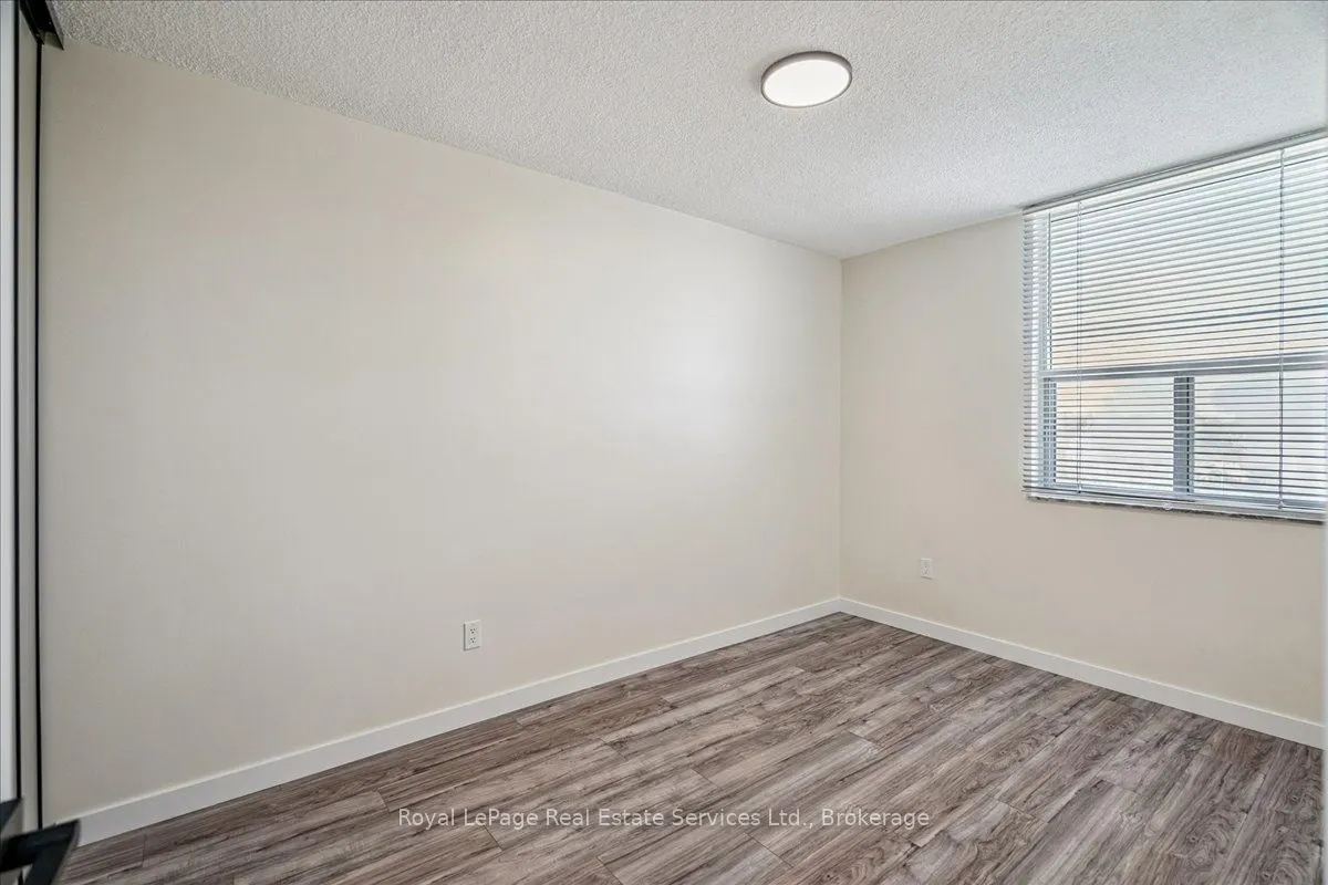 966 Inverhouse Drive #812