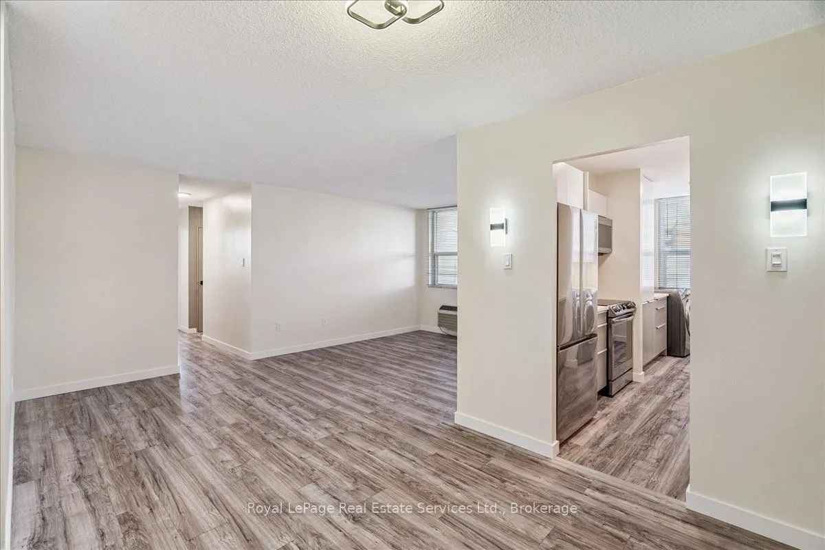 966 Inverhouse Drive #812