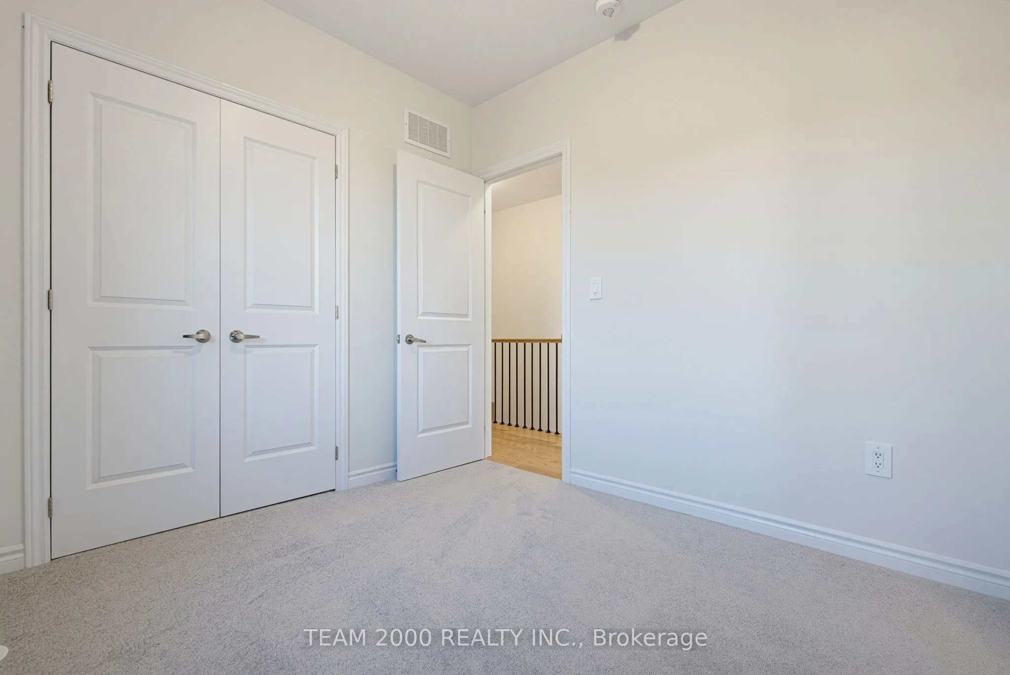 5880 Saigon Street