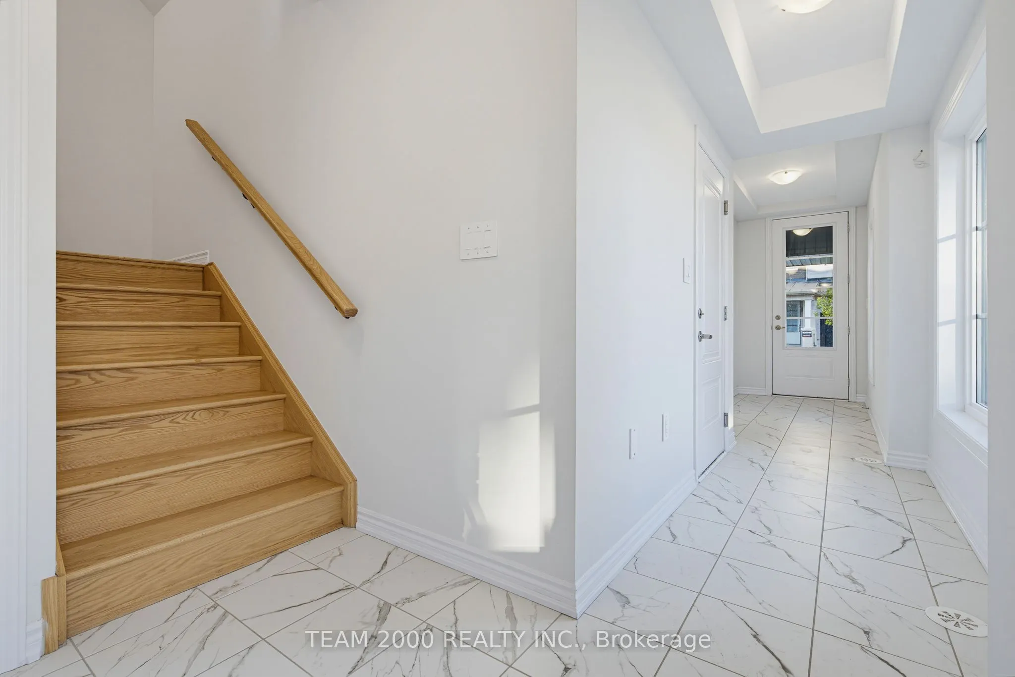 5880 Saigon Street