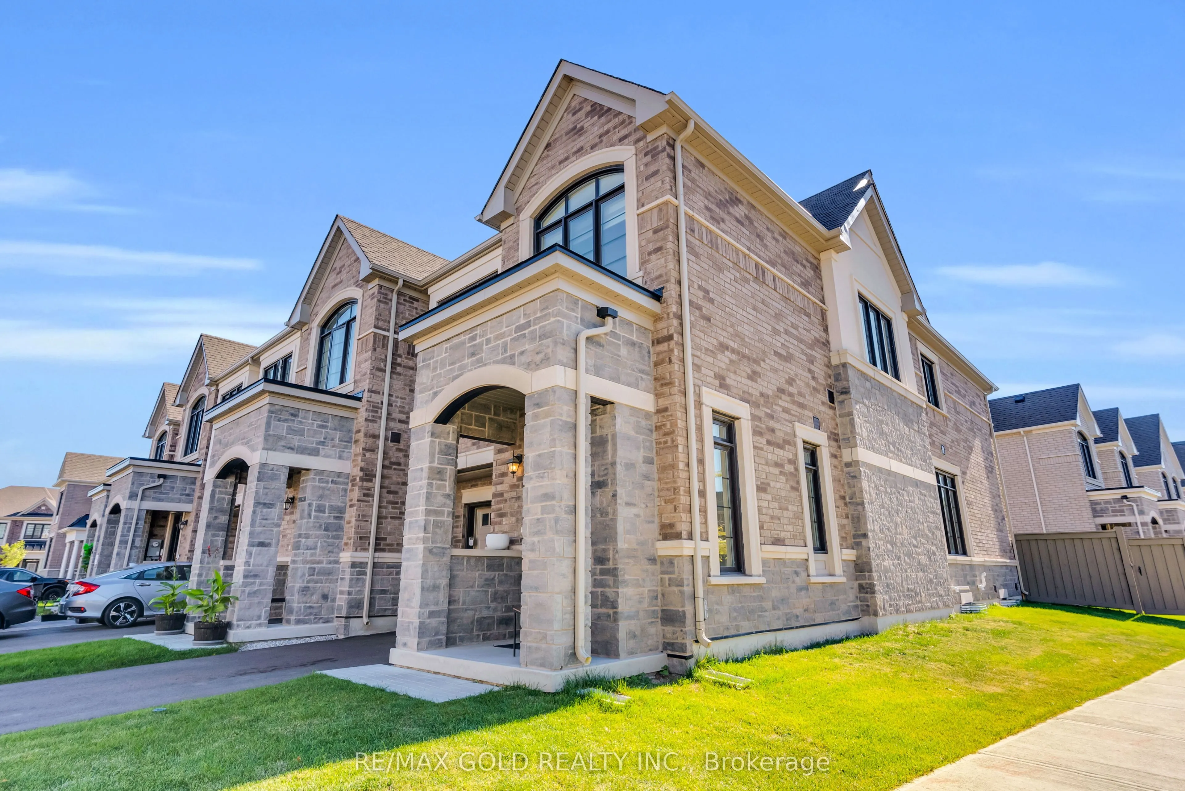 472 Celandine Terrace