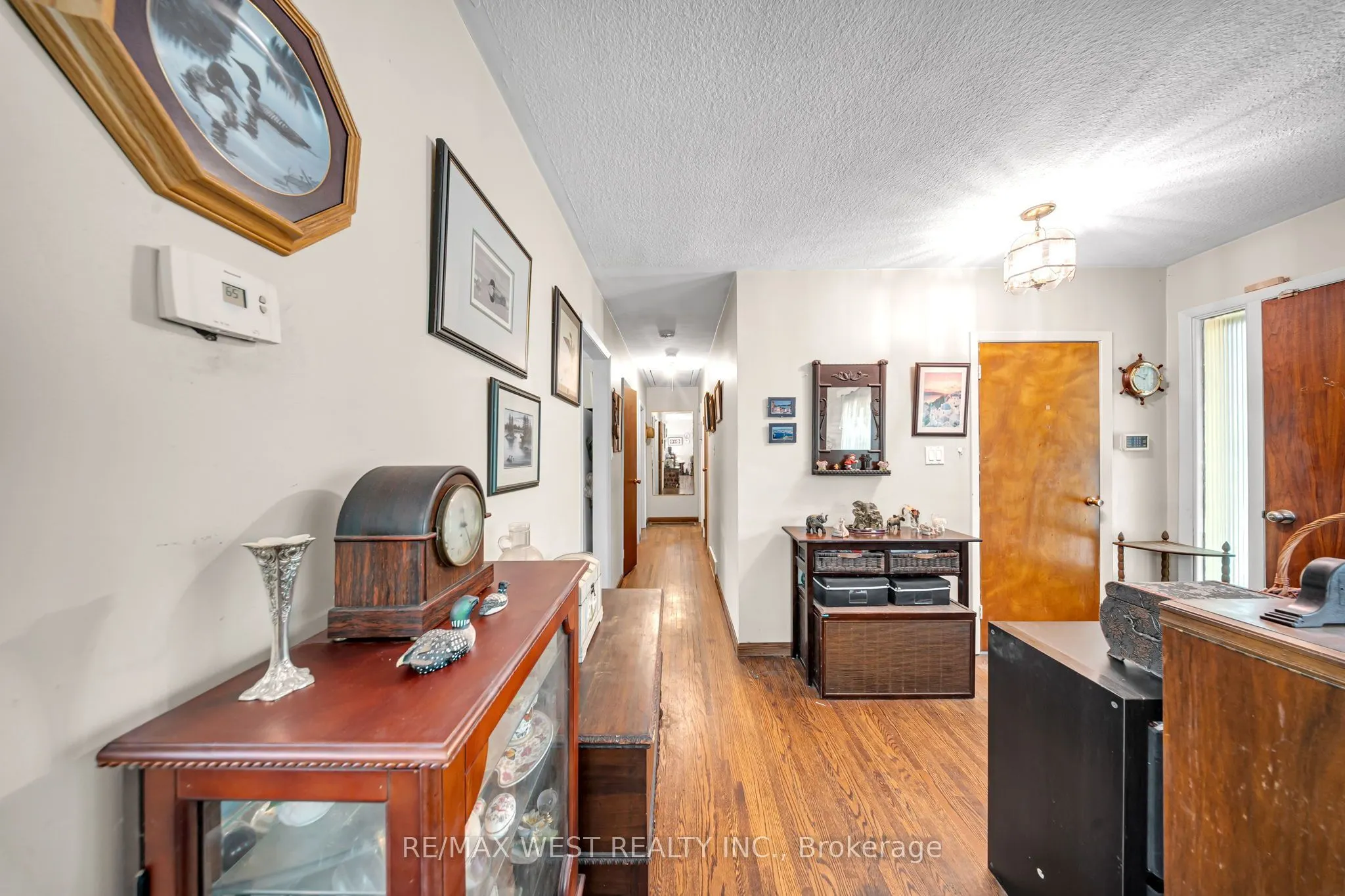 1610 Magenta Court