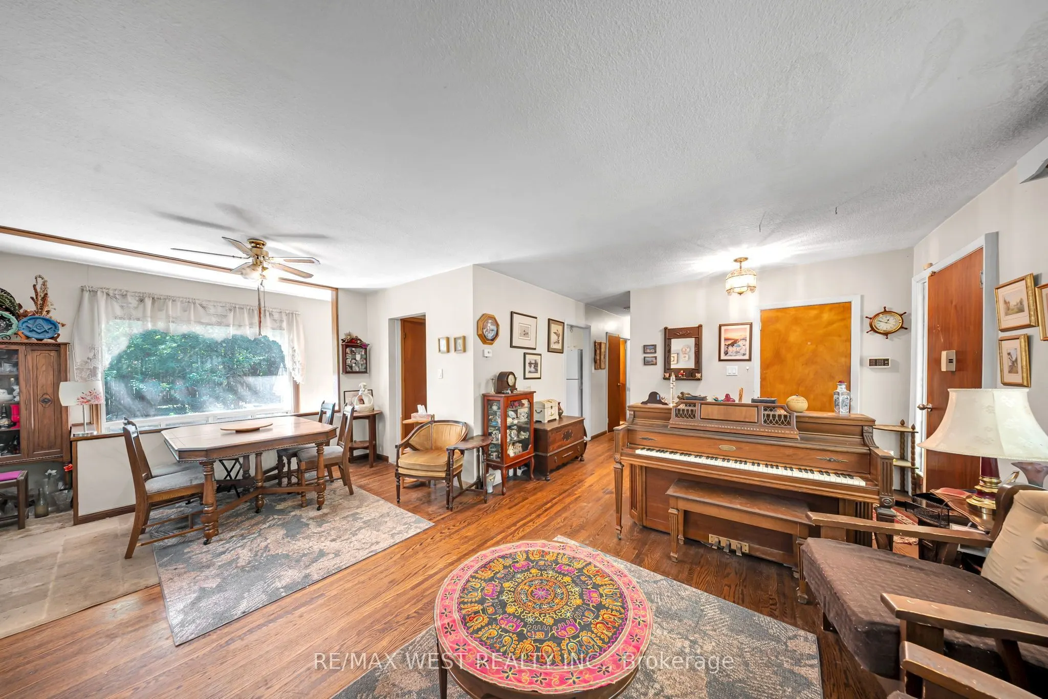 1610 Magenta Court