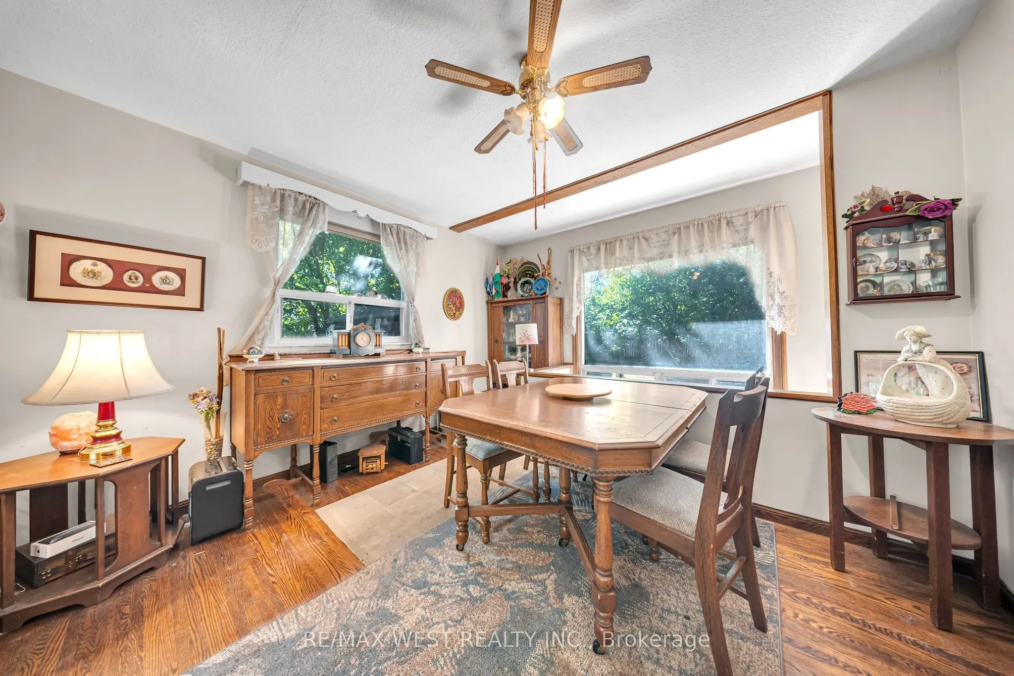 1610 Magenta Court