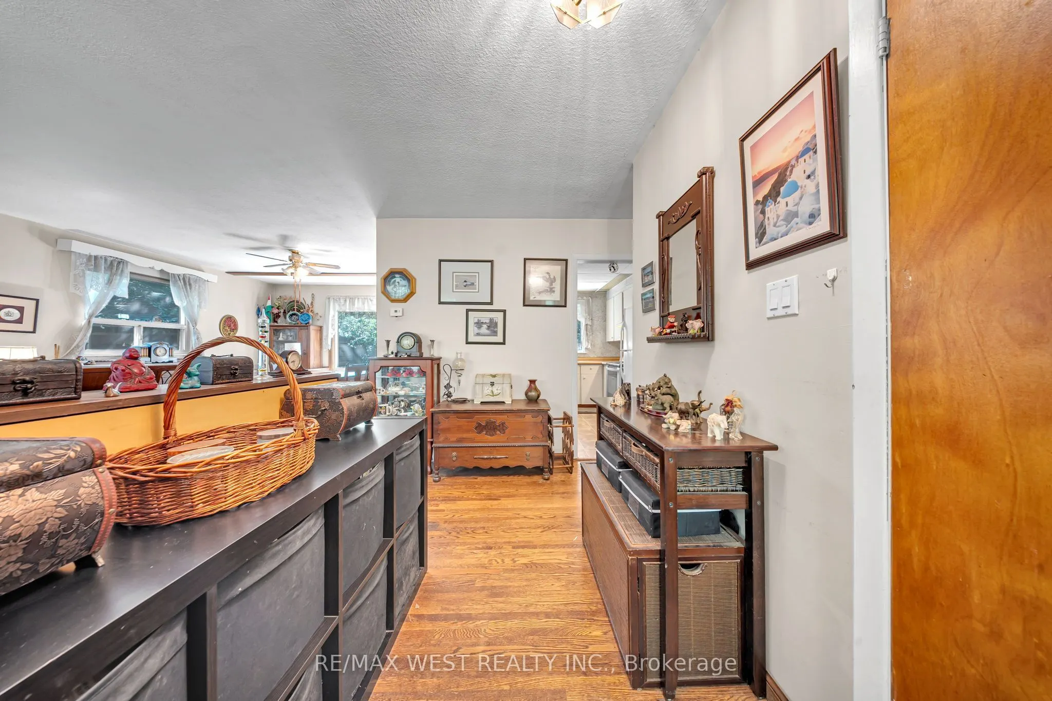 1610 Magenta Court