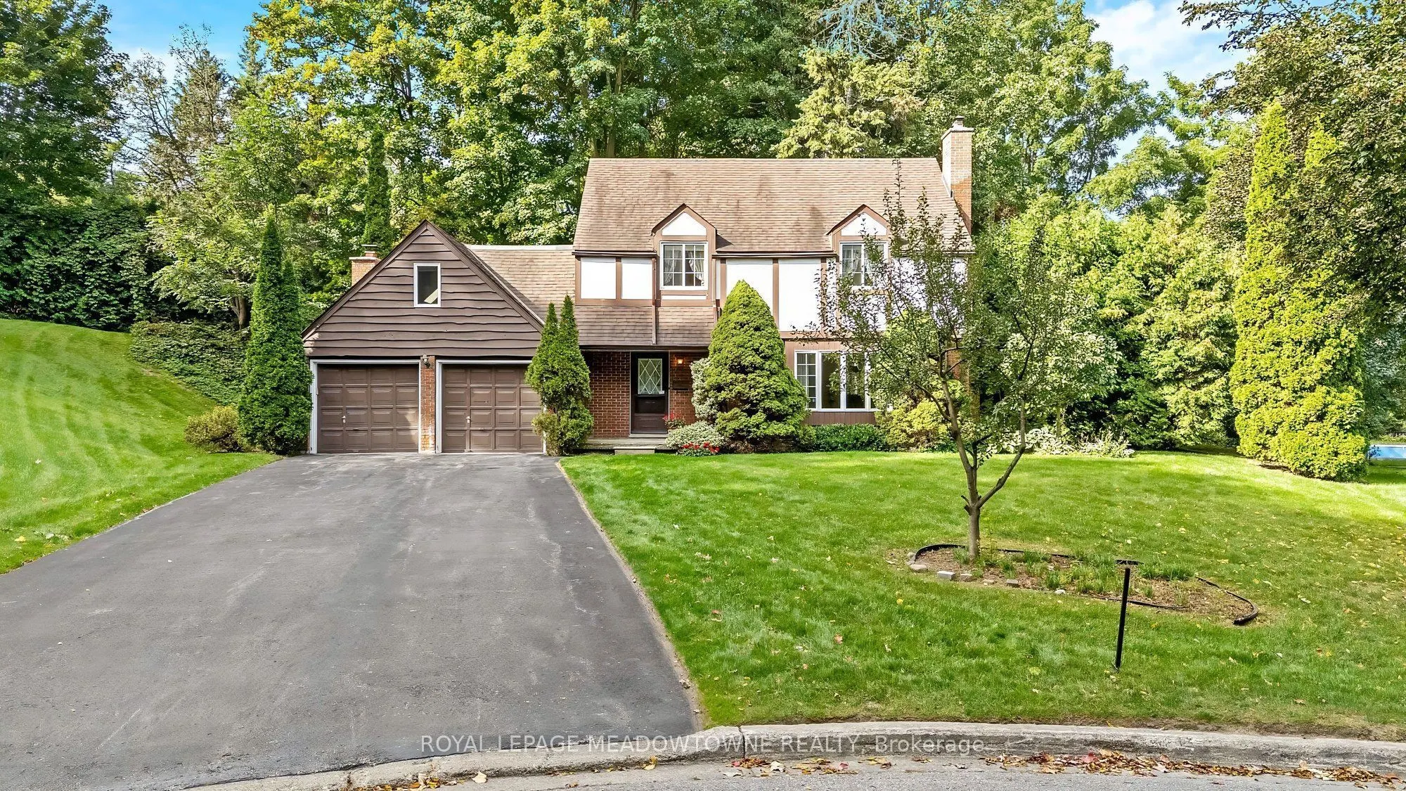 12 Mullen Place