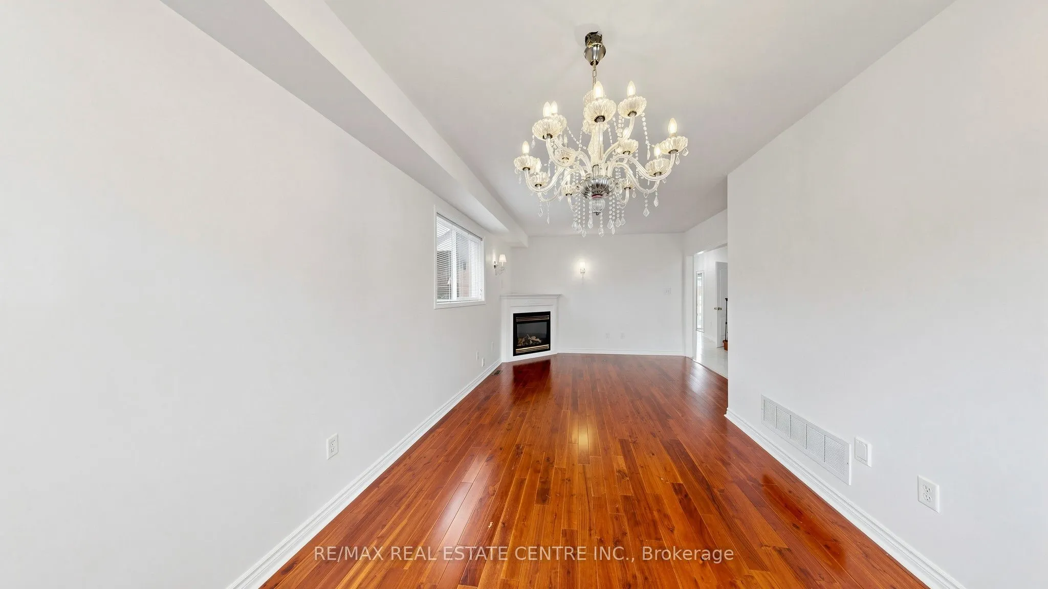 30 Culture Crescent