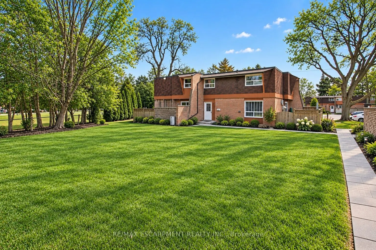 661 Francis Road #4