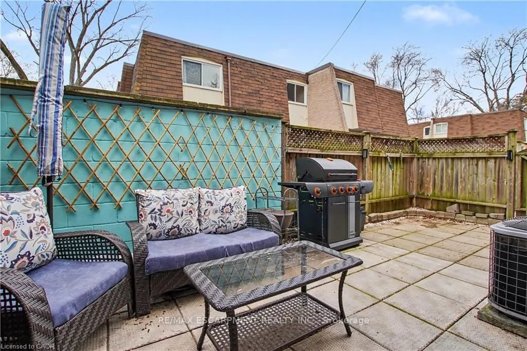 661 Francis Road #4