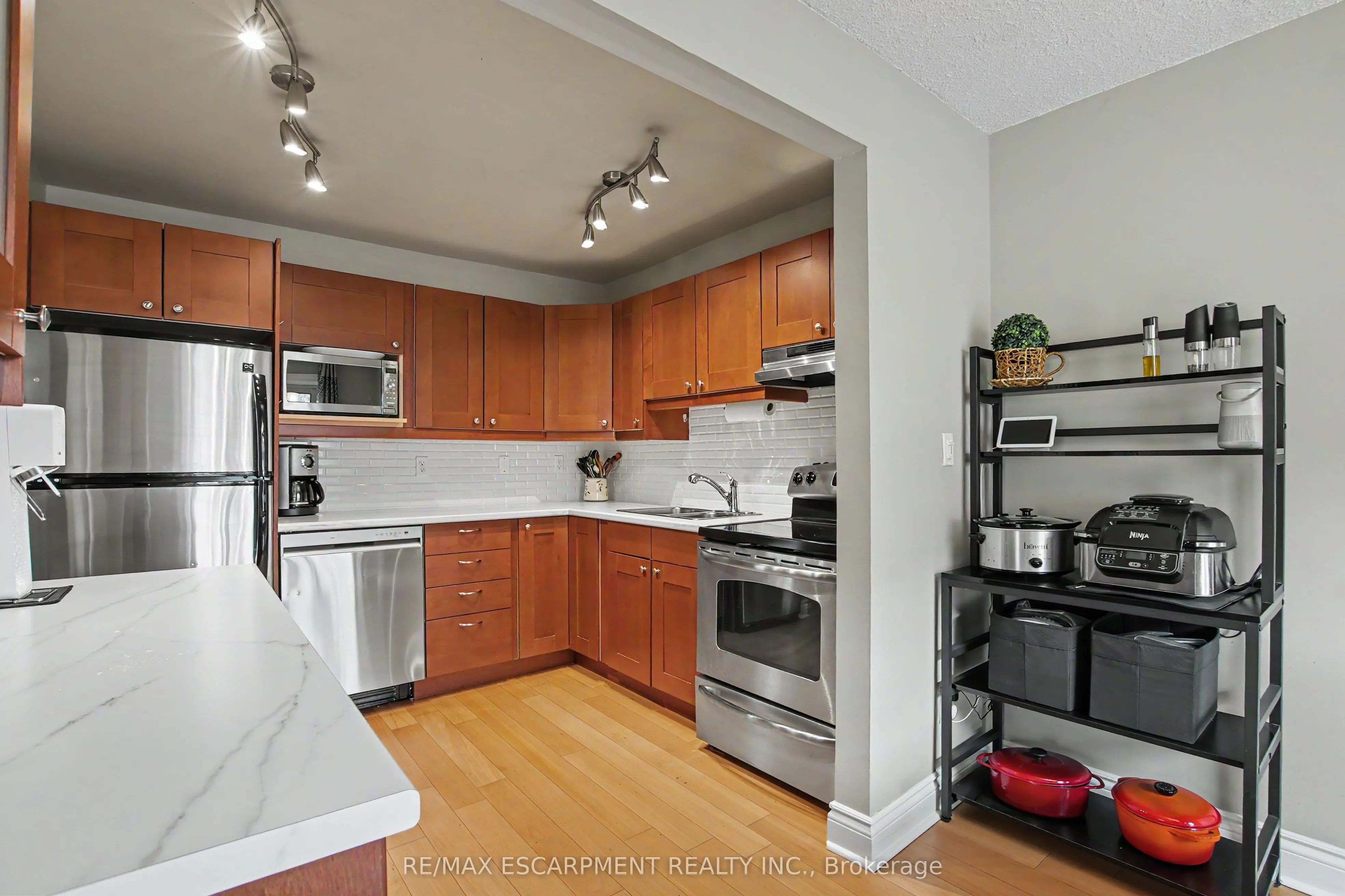 661 Francis Road #4