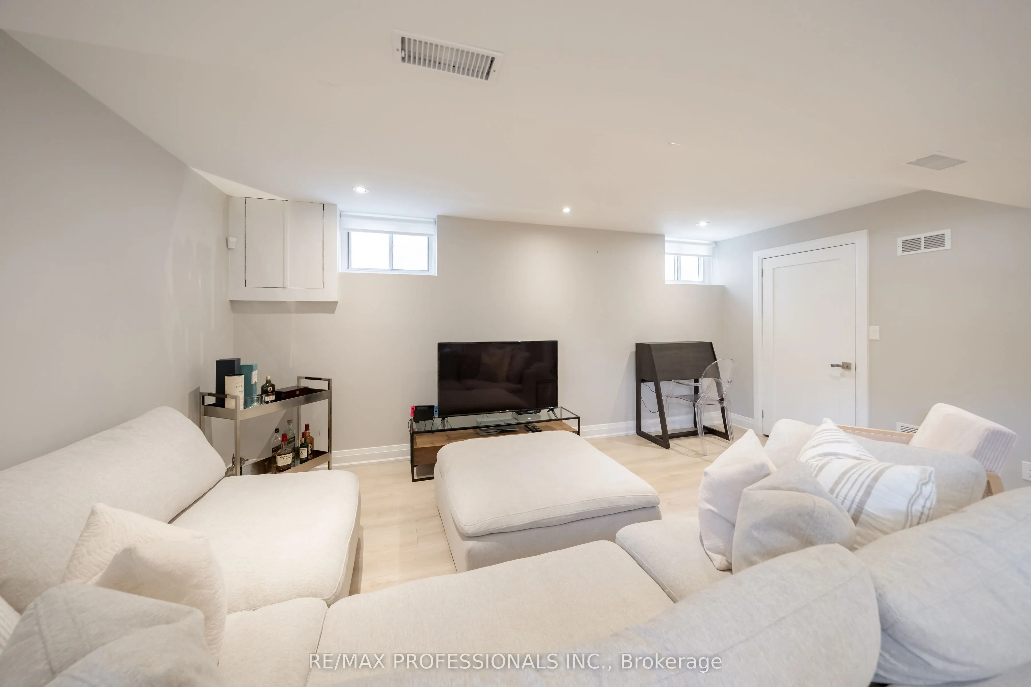 103 West Deane Park Drive