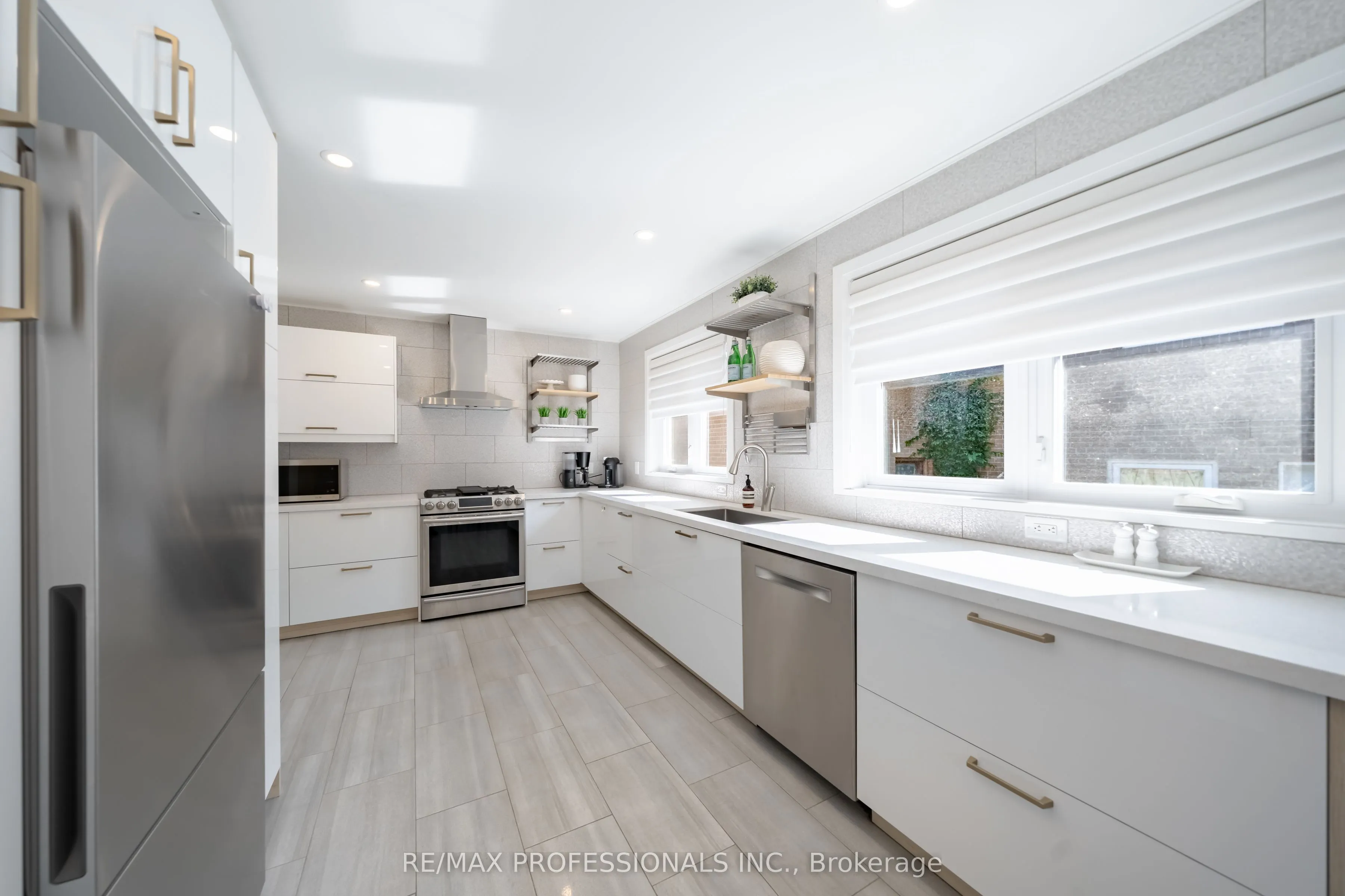103 West Deane Park Drive