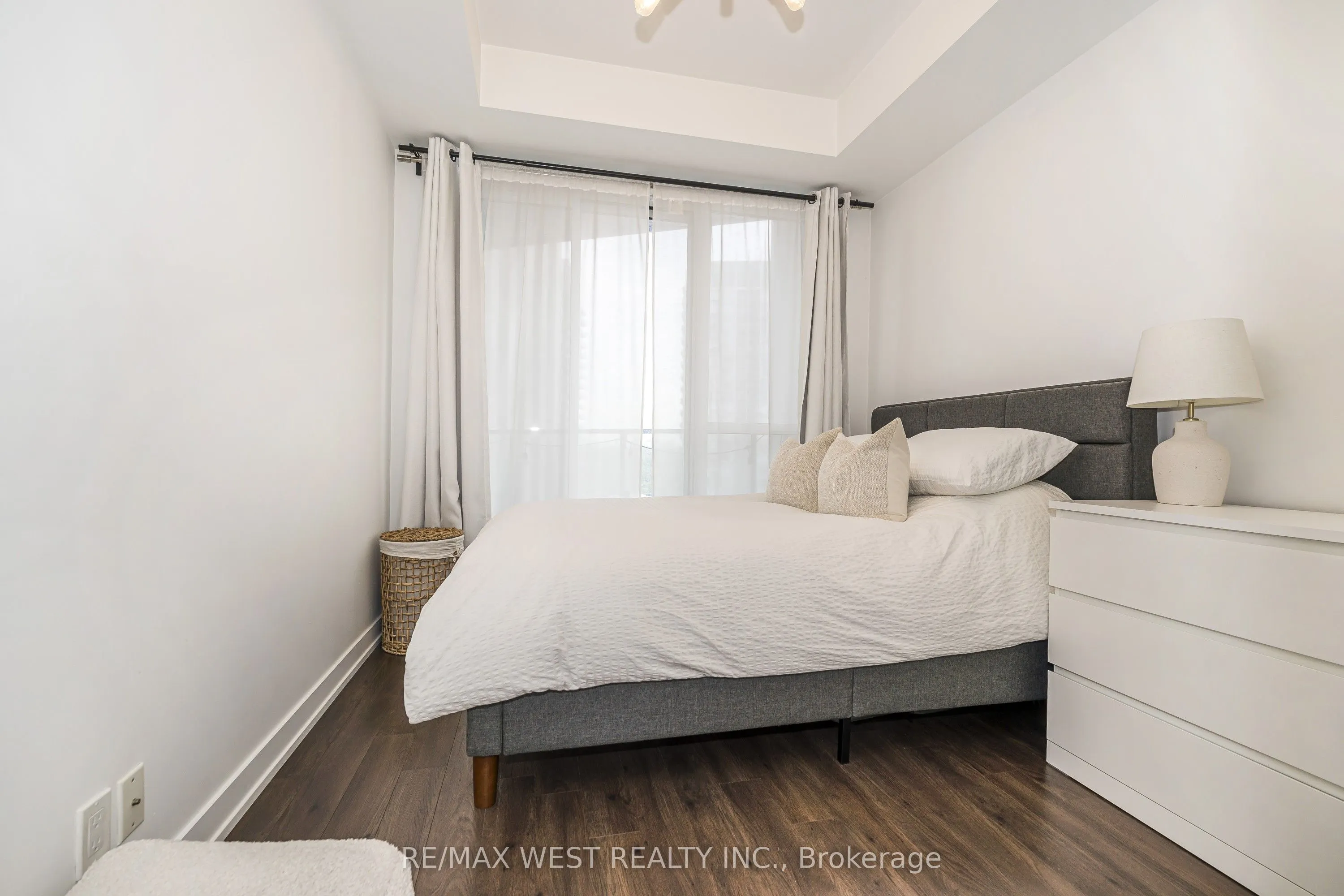 10 Park Lawn Road #1705