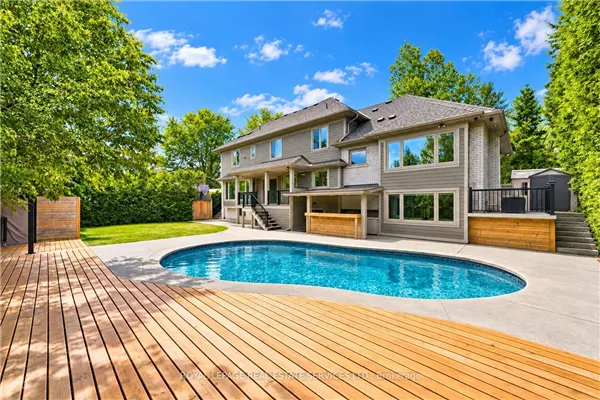 1601 Venetia Drive