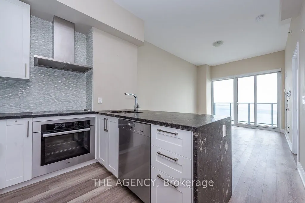 20 Shore Breeze Drive #4208