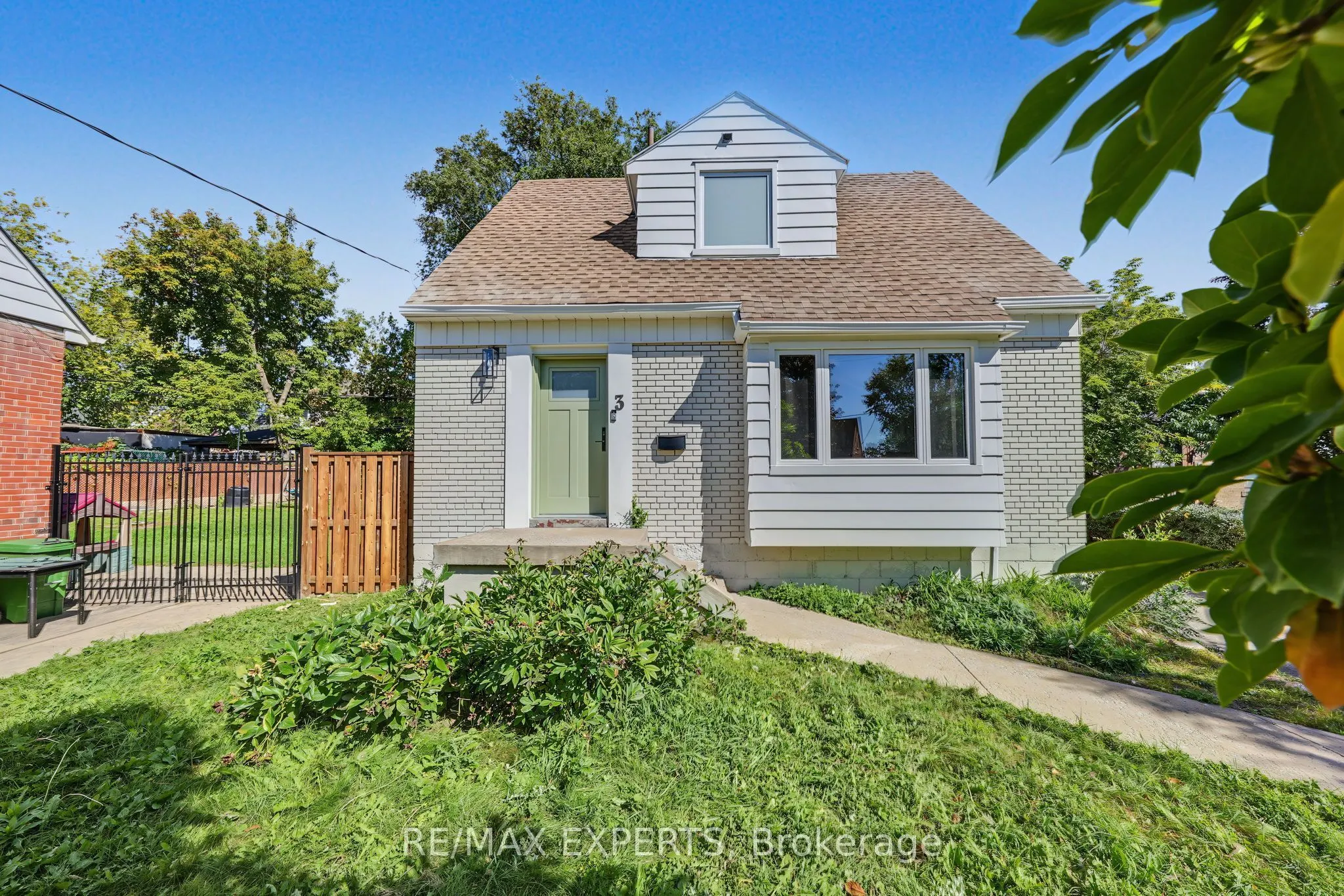 3 Greenacres Road