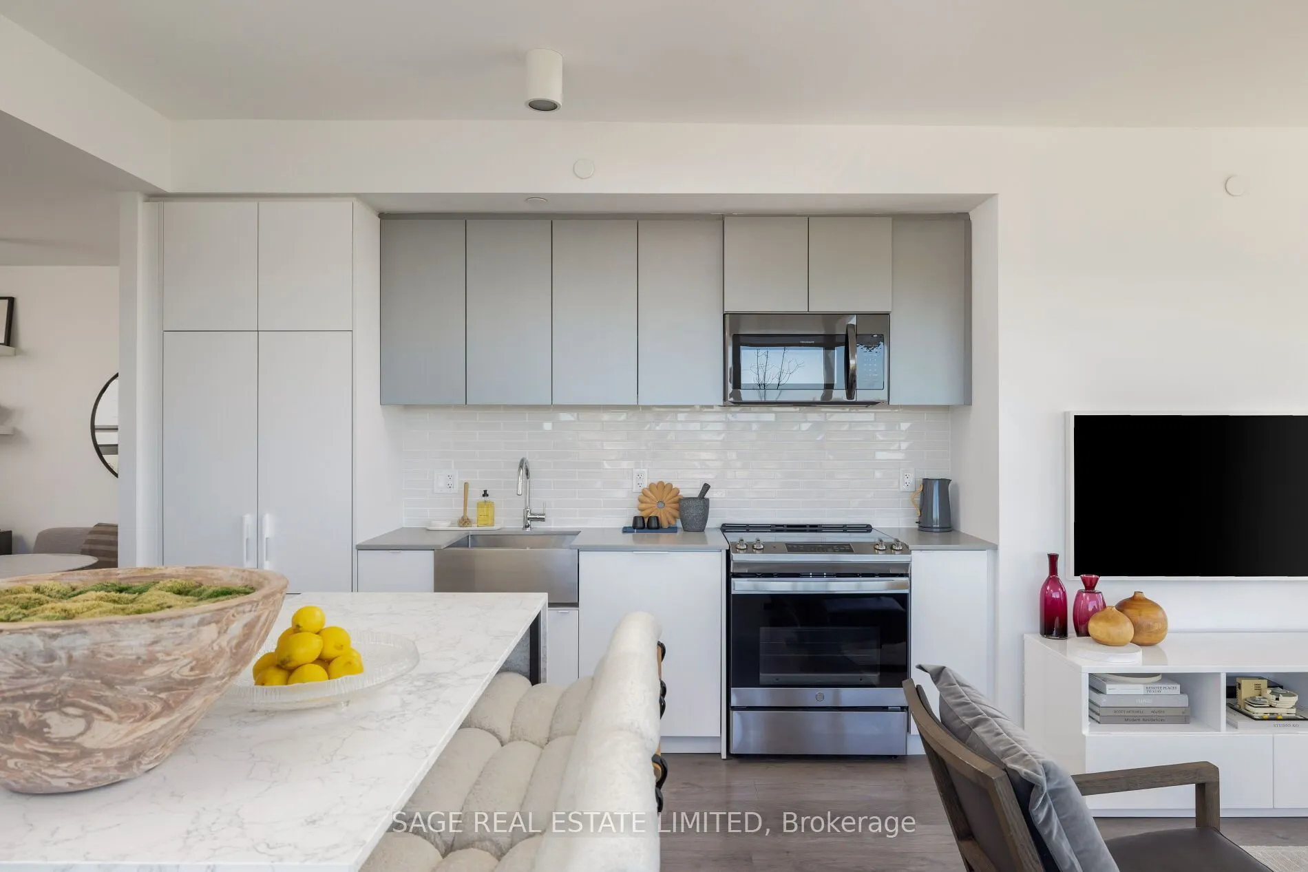 270 Dufferin Street #1214