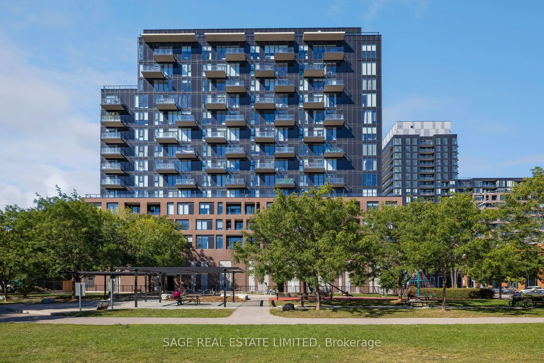 270 Dufferin Street #1214