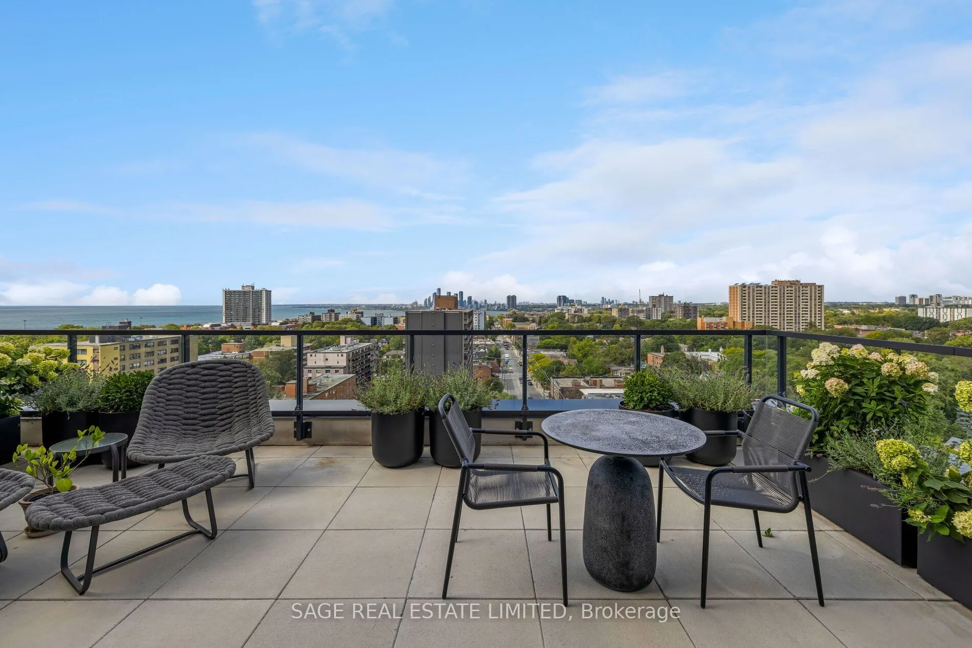 270 Dufferin Street #1214