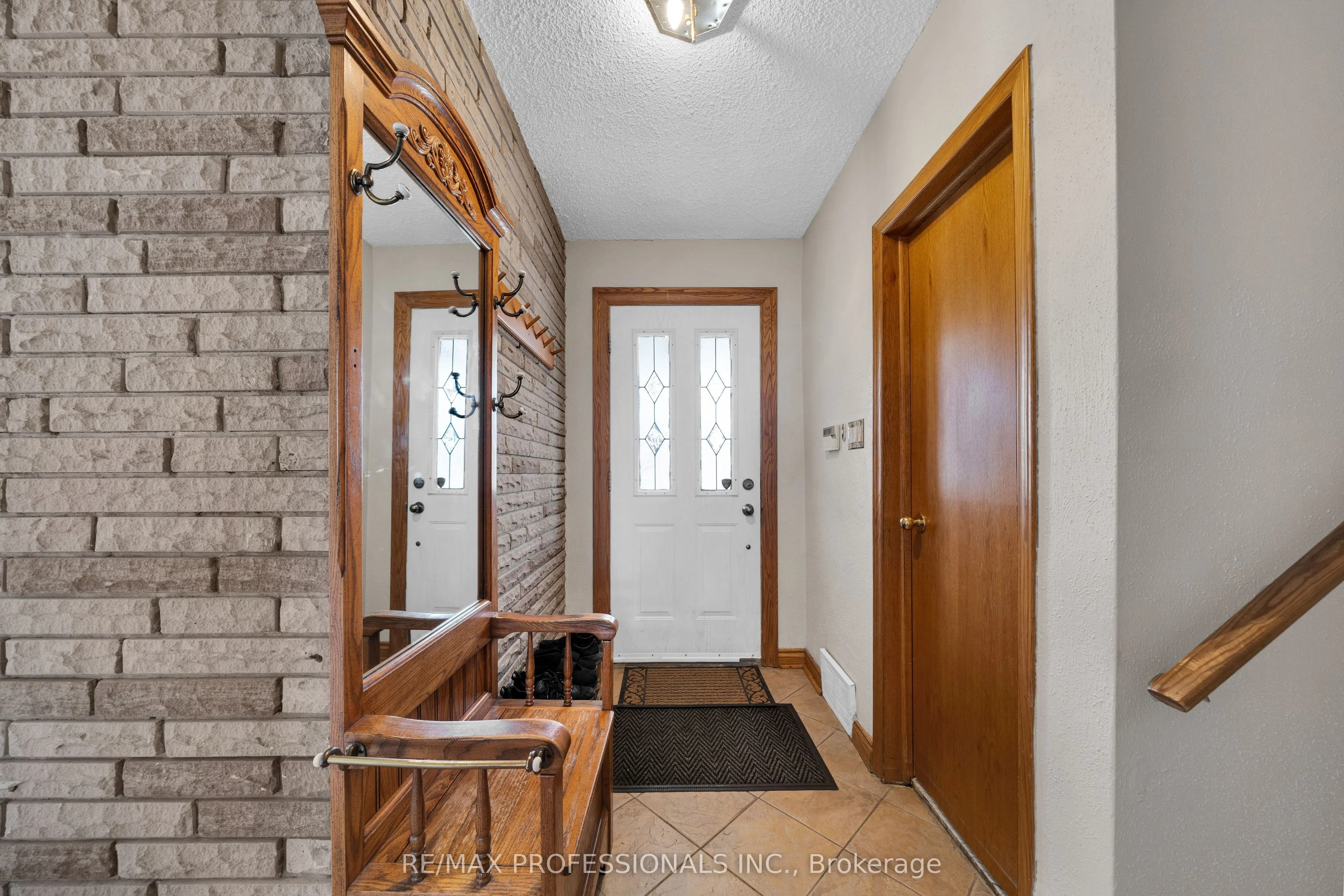 508 Vanessa Crescent