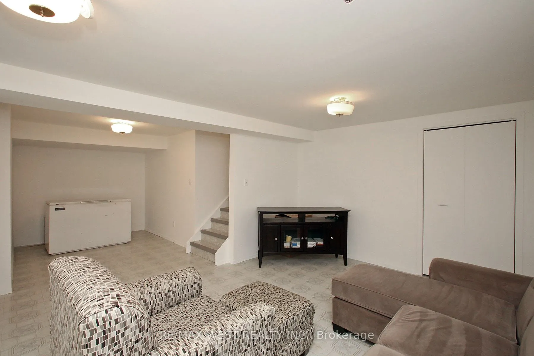 540 Louis Drive