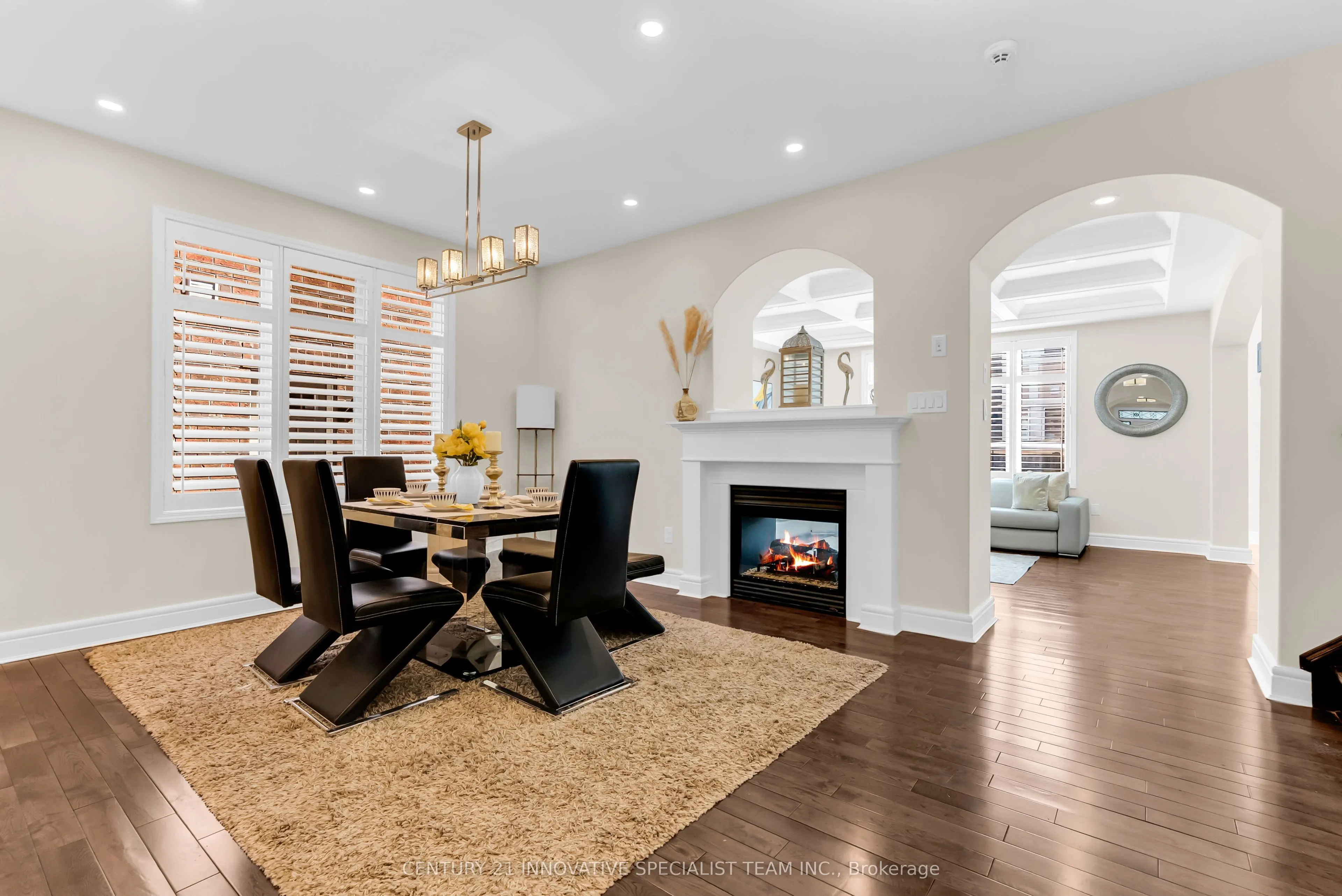 982 Syndenham Lane